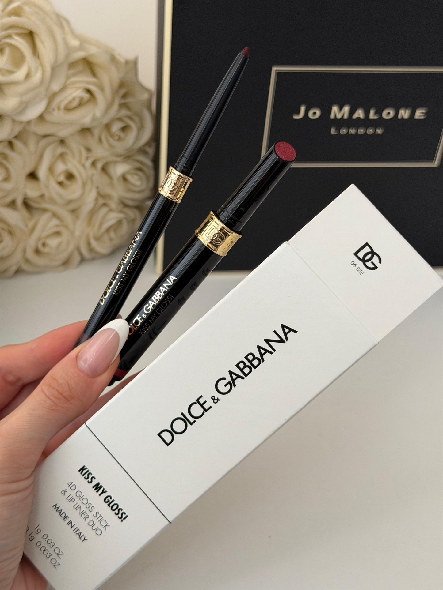 DOLCE&GABBANA Kiss My Gloss!
4D Gloss Stick & Lip Liner Duo (06)