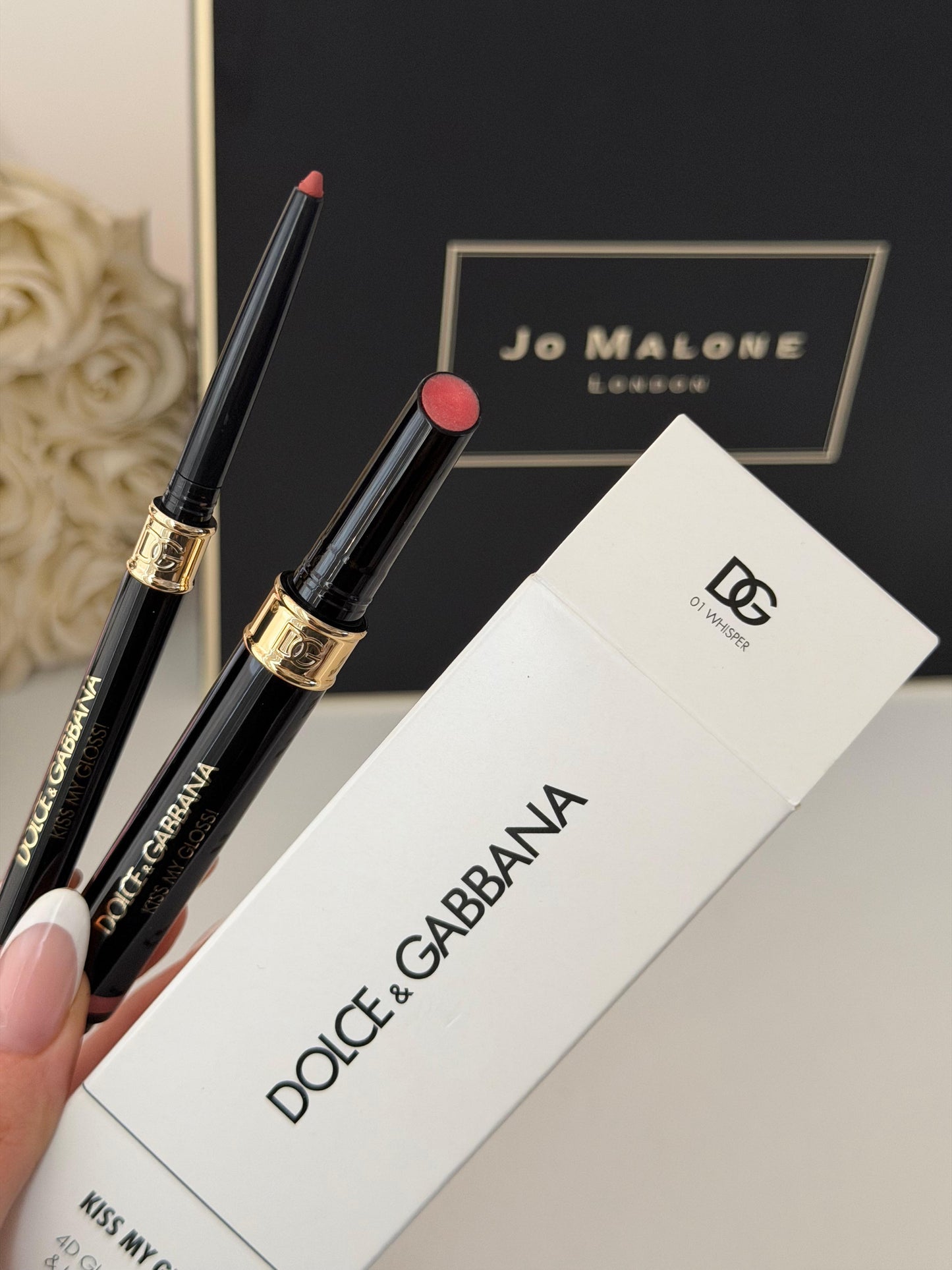 DOLCE&GABBANA Kiss My Gloss!
4D Gloss Stick & Lip Liner Duo (01)