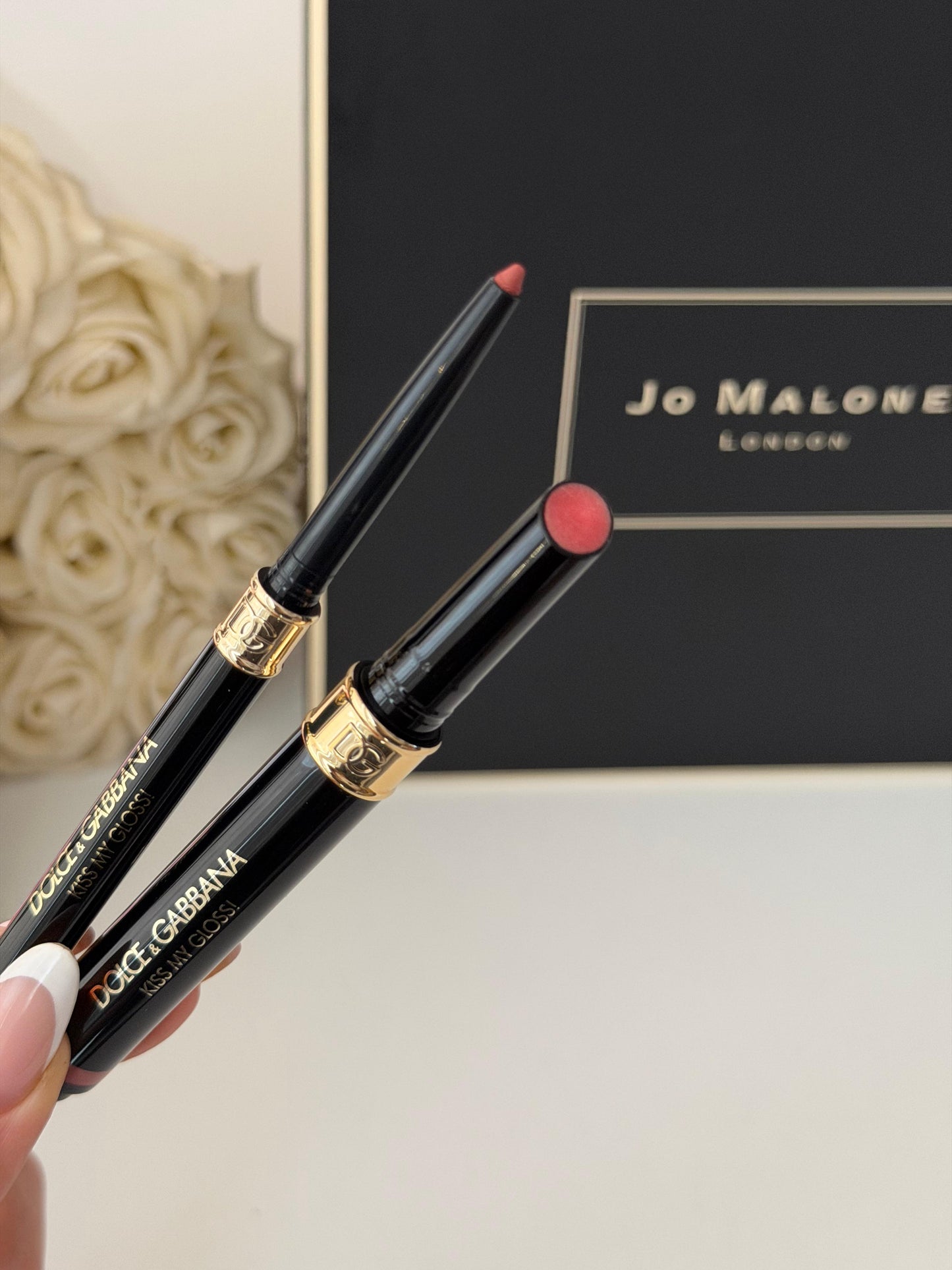 DOLCE&GABBANA Kiss My Gloss!
4D Gloss Stick & Lip Liner Duo (01)