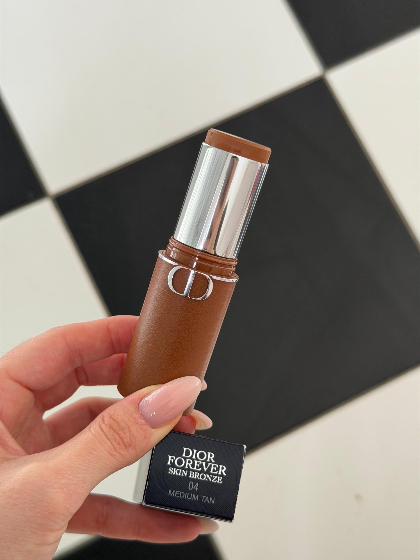 DIOR Forever Skin Bronze Balm Stick (04)
Buildable, Natural Finish, Long Wear