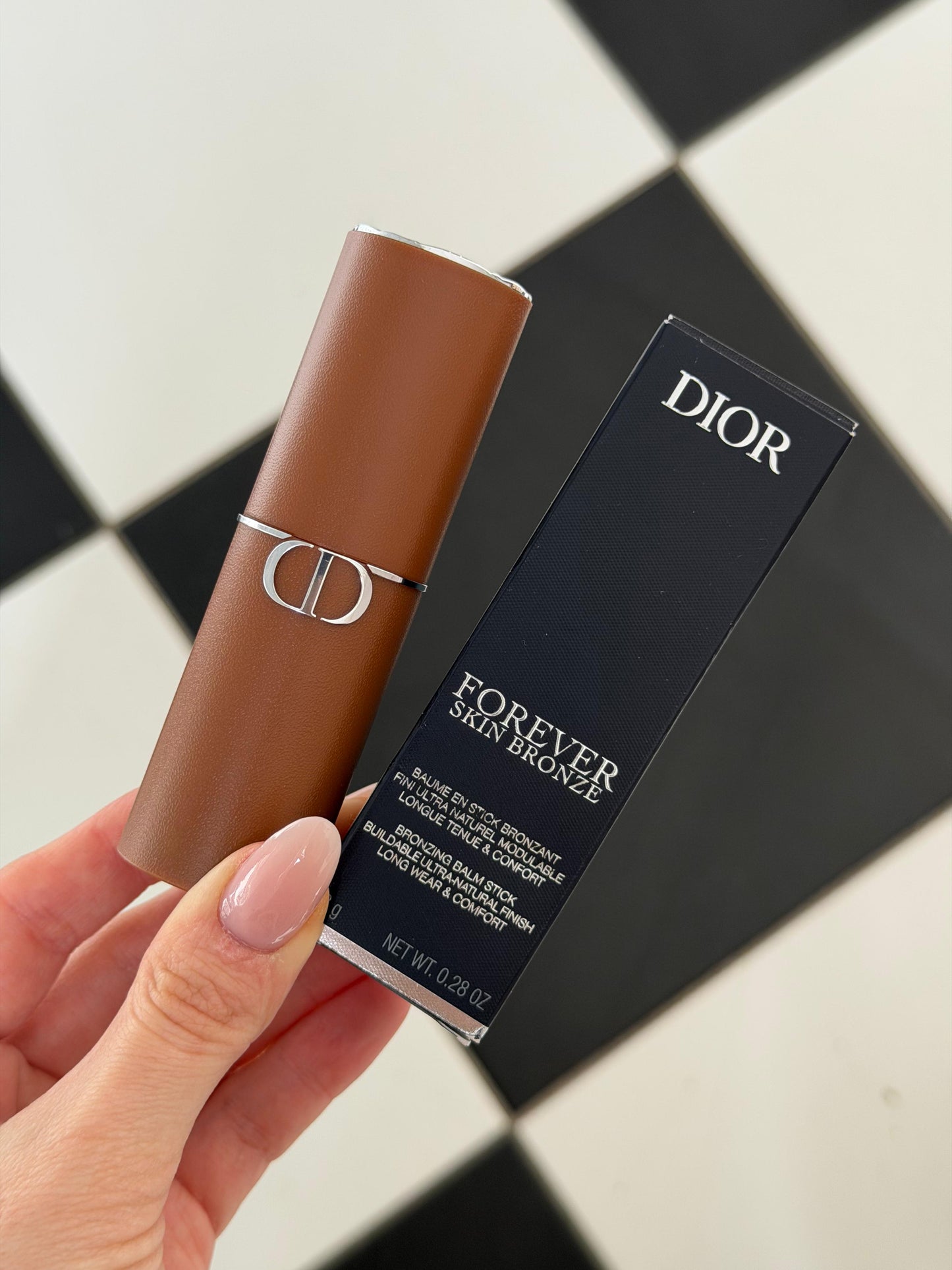 DIOR Forever Skin Bronze Balm Stick (04)
Buildable, Natural Finish, Long Wear