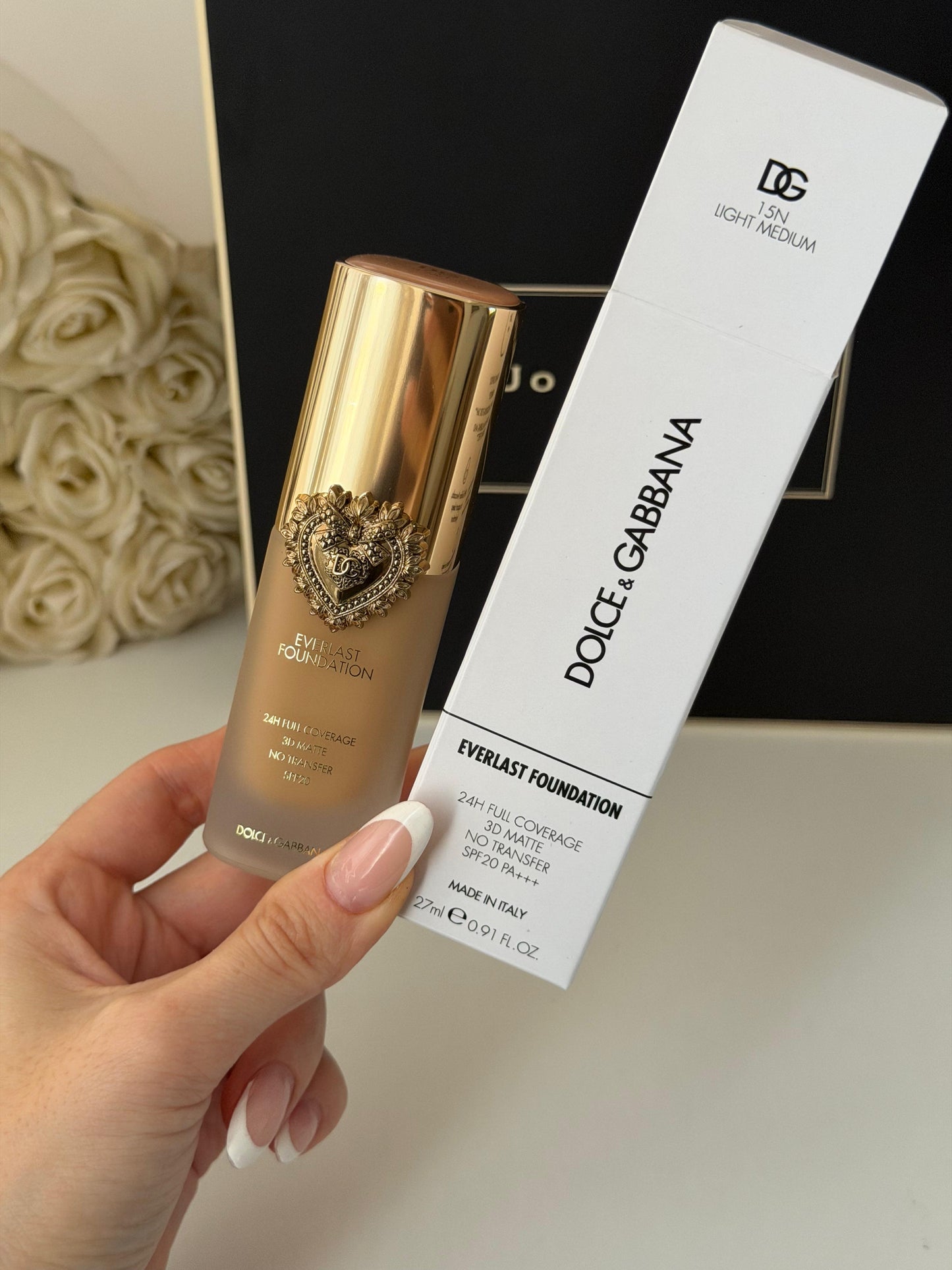 DOLCE&GABBANA Everlast Foundation (15N)
24H Full Coverage, 3D Matte, No Transfer SPF20