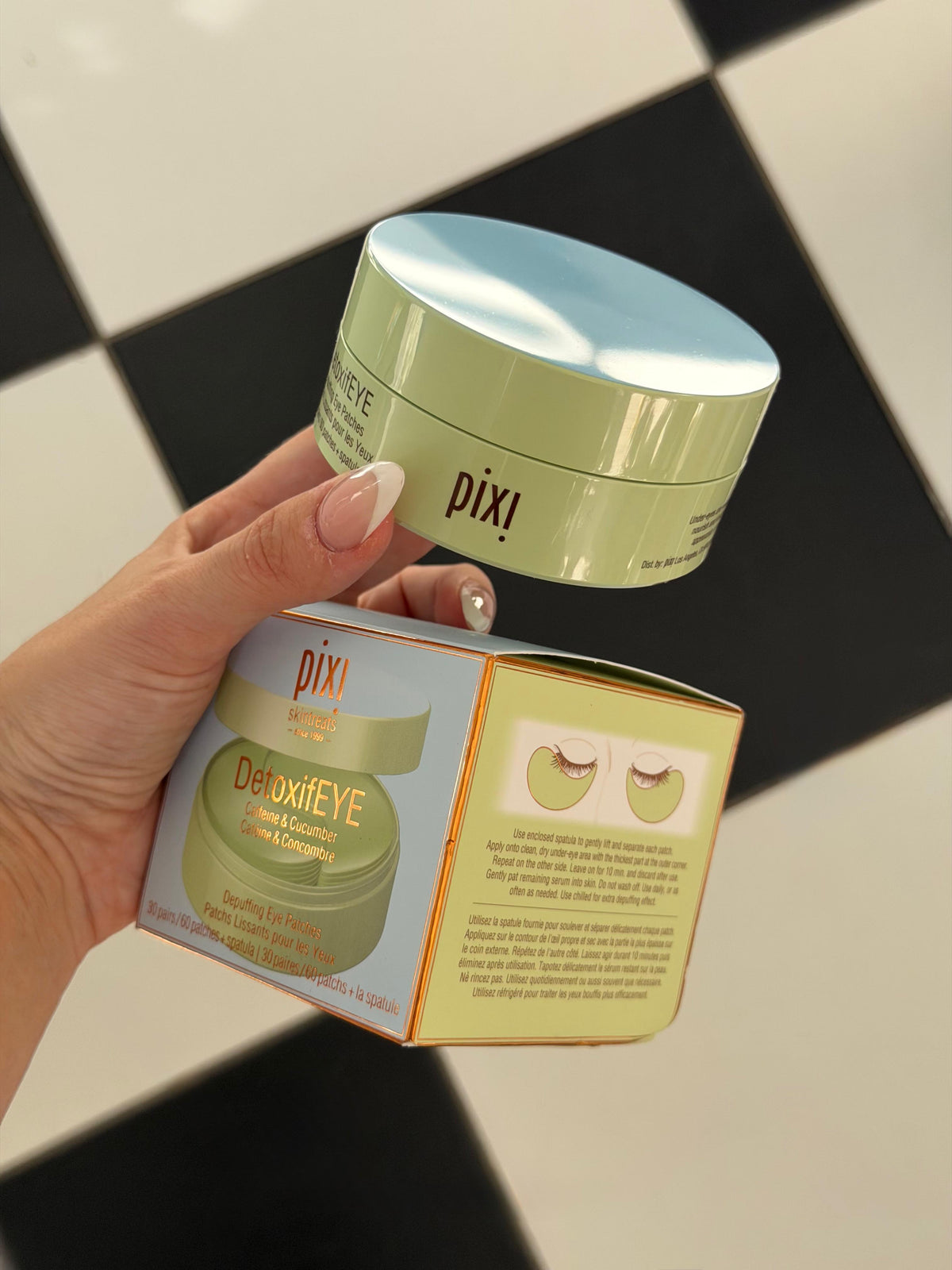 PIXI Detoxifeye
Caffeine & Cucumber
Depuffing Eye Patches