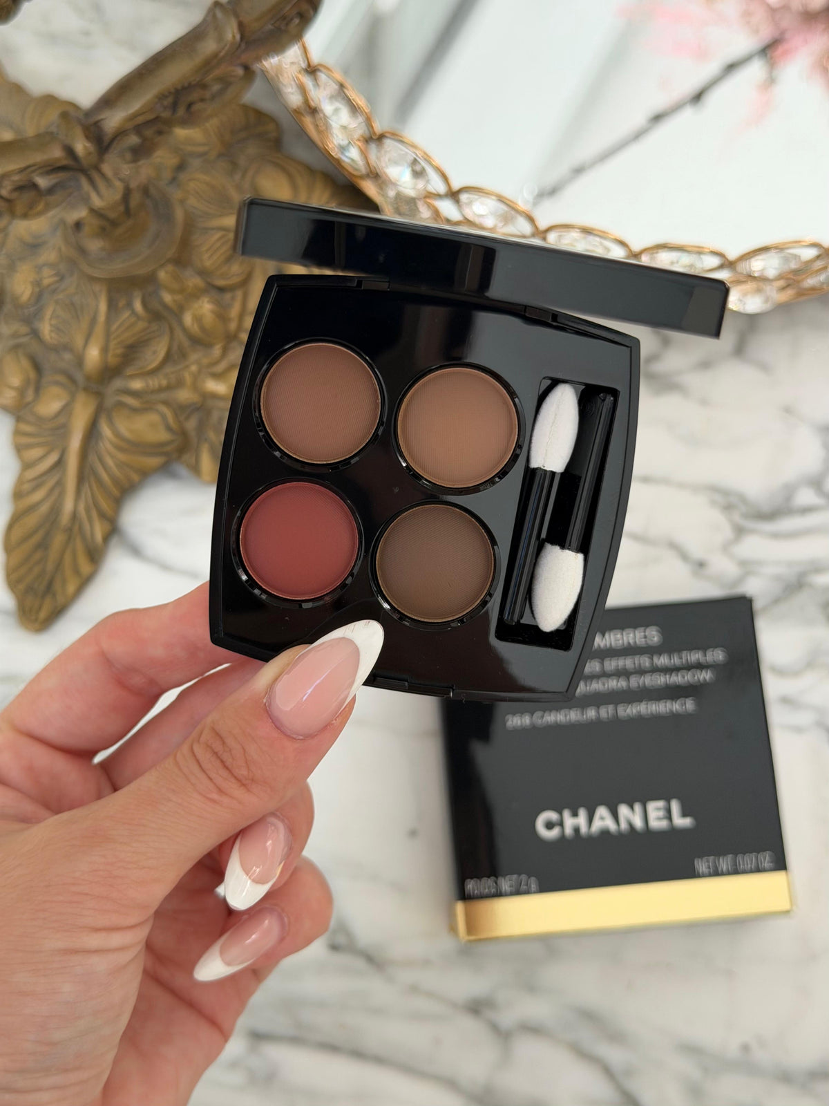 CHANEL Les 4 Ombres
Multi-Effect Quadra Eyeshadow (268)