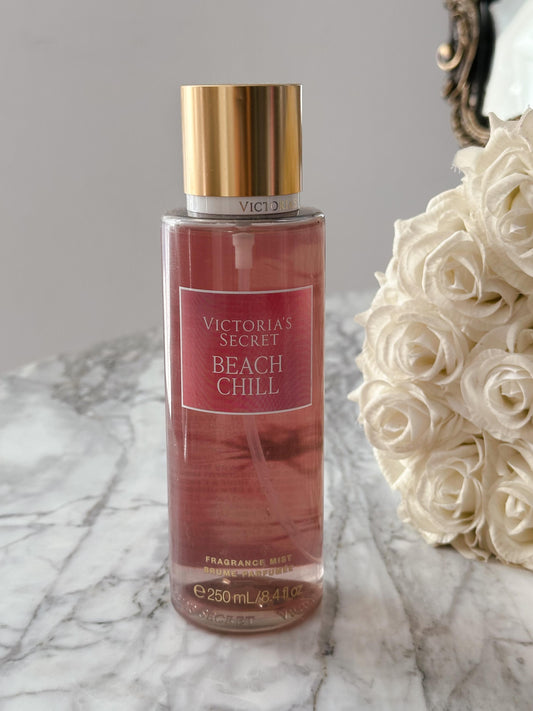 VICTORIA’S SECRET
Beach Chill Fragrance Mist