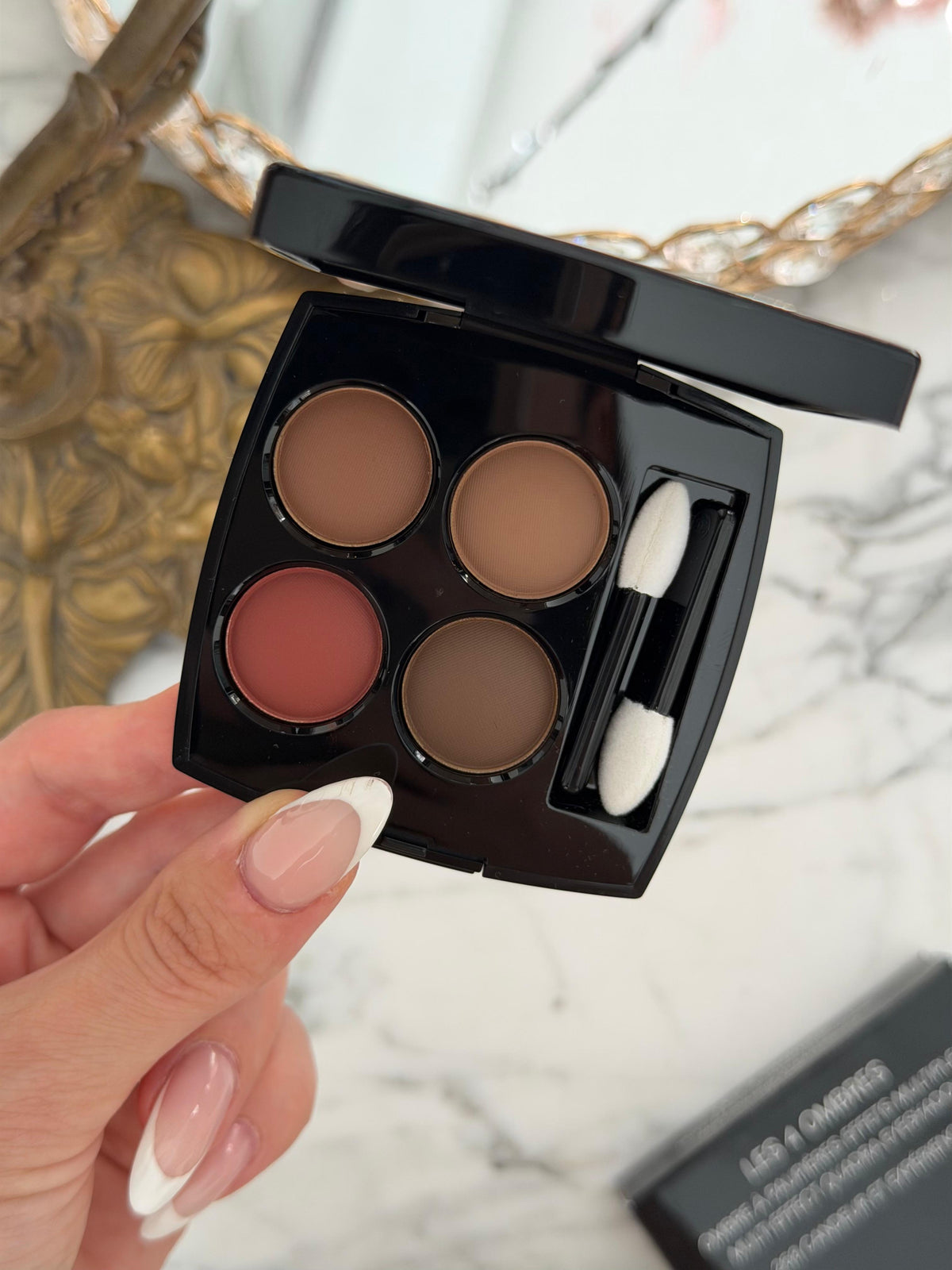 CHANEL Les 4 Ombres
Multi-Effect Quadra Eyeshadow (268)