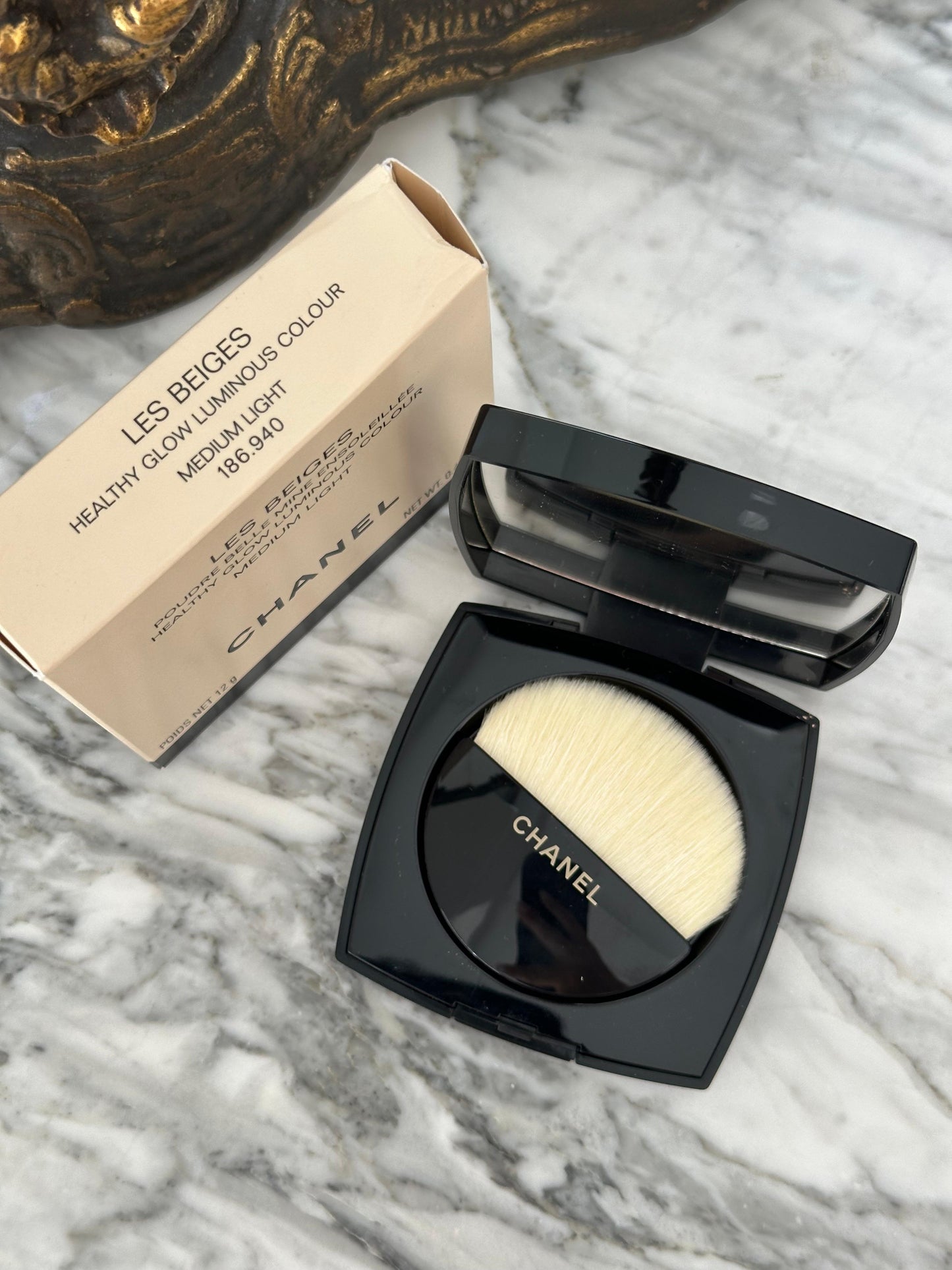 CHANEL Les Beiges
Healthy Glow Luminous Colour