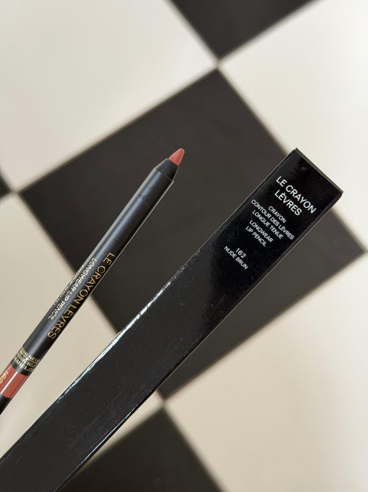 CHANEL Le Crayon Lèvres
Longwear Lip Pencil (162)