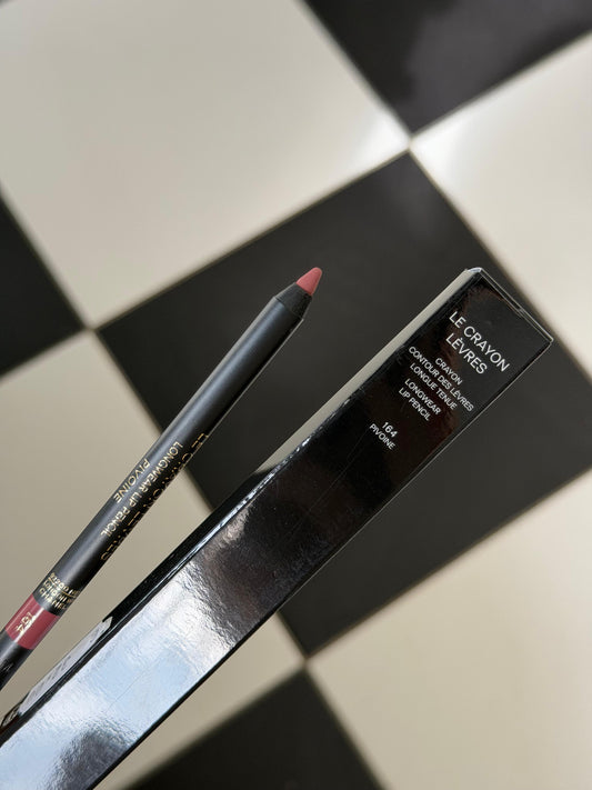 CHANEL Le Crayon Lèvres
Longwear Lip Pencil (164)