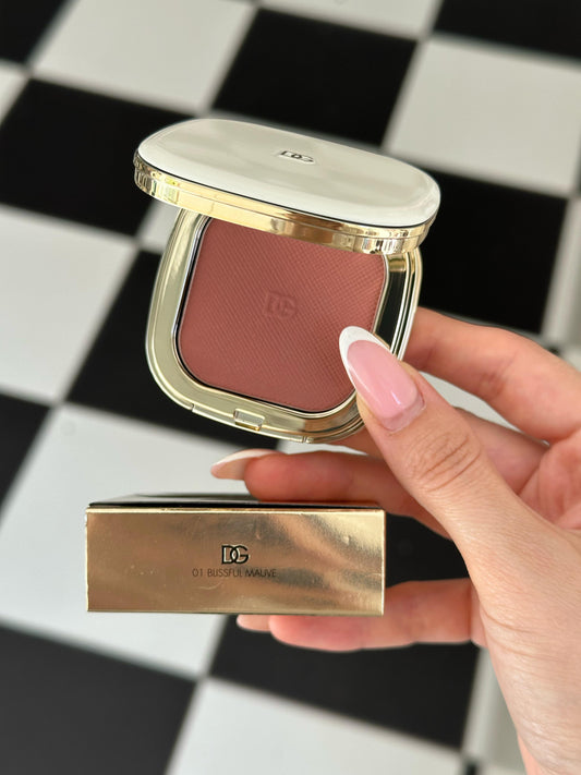 DOLCE & GABBANA
Cheek&Eyes Match - Lasting Blush & Eyshadow Powder (01)