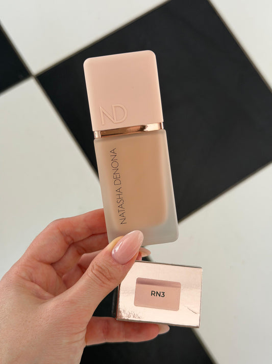 NATASHA DENONA Hy-Glam Foundation (RN3)
Hydrating, Blurring, Longwear Serum With Radiant, Creasless Coverage