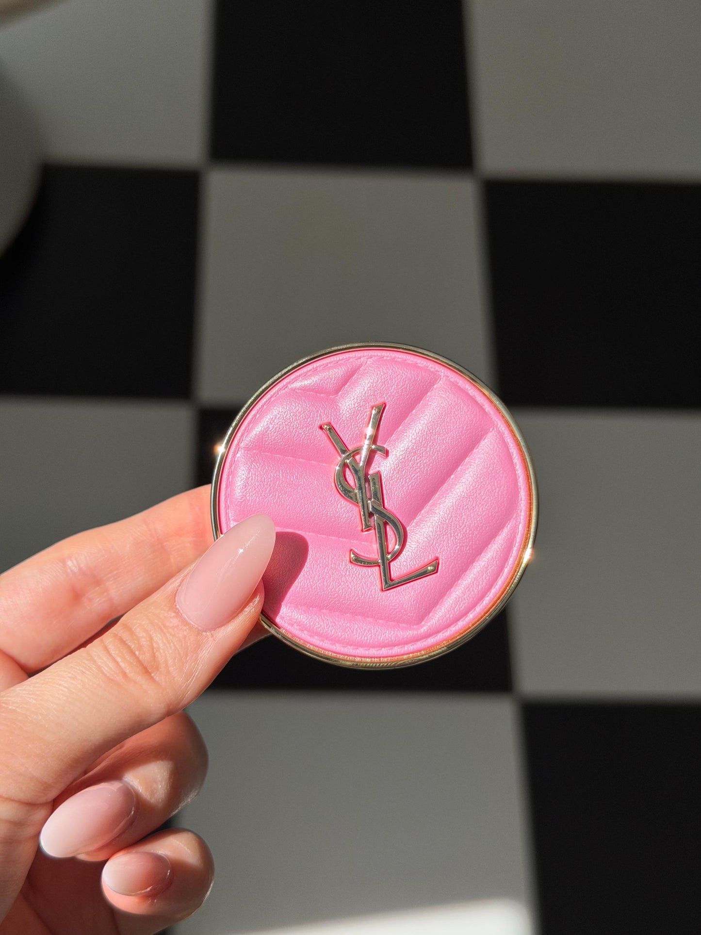 YSL Make Me Blush - Bold Blurring Blush (10)