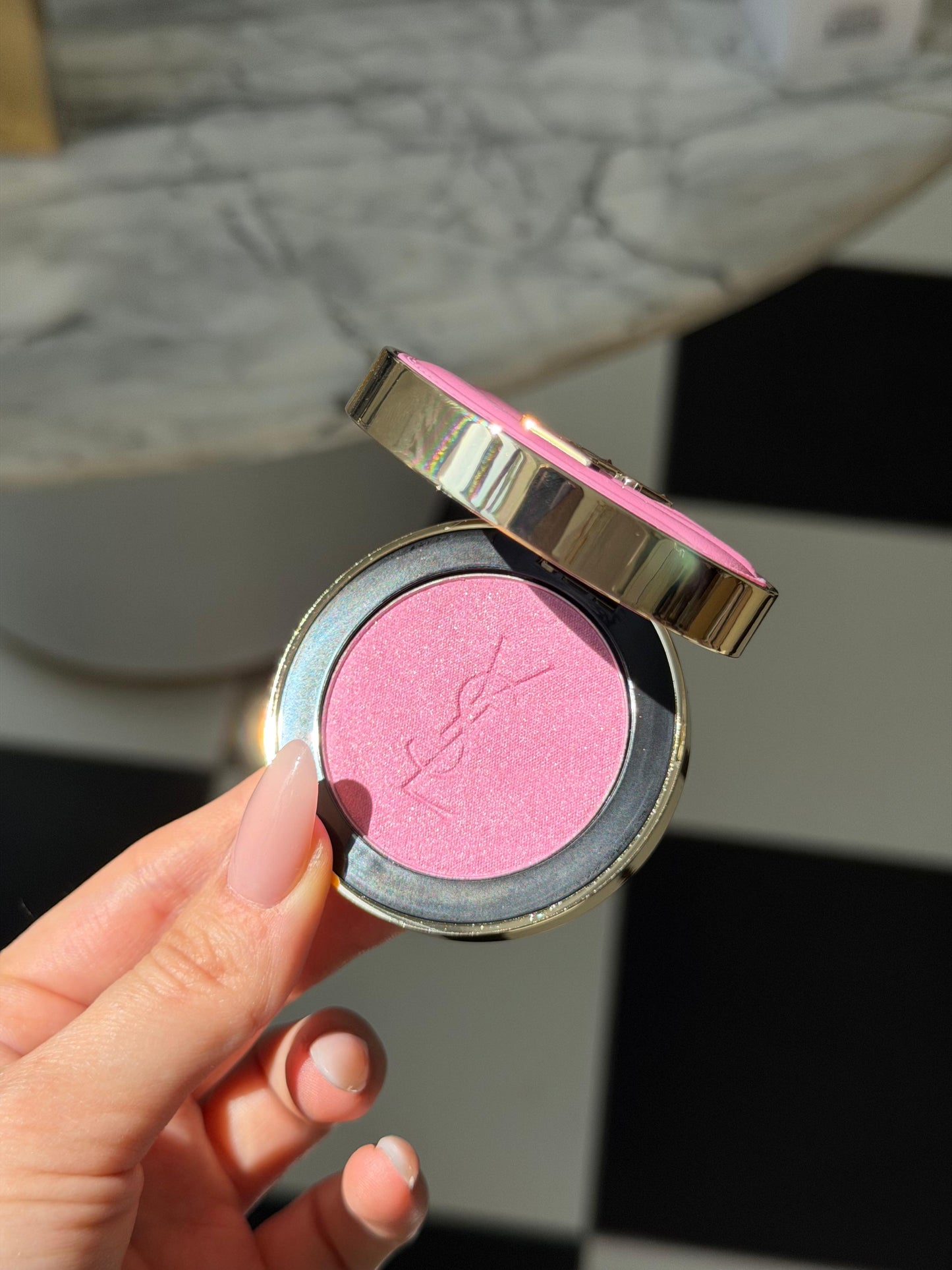 YSL Make Me Blush - Bold Blurring Blush (10)