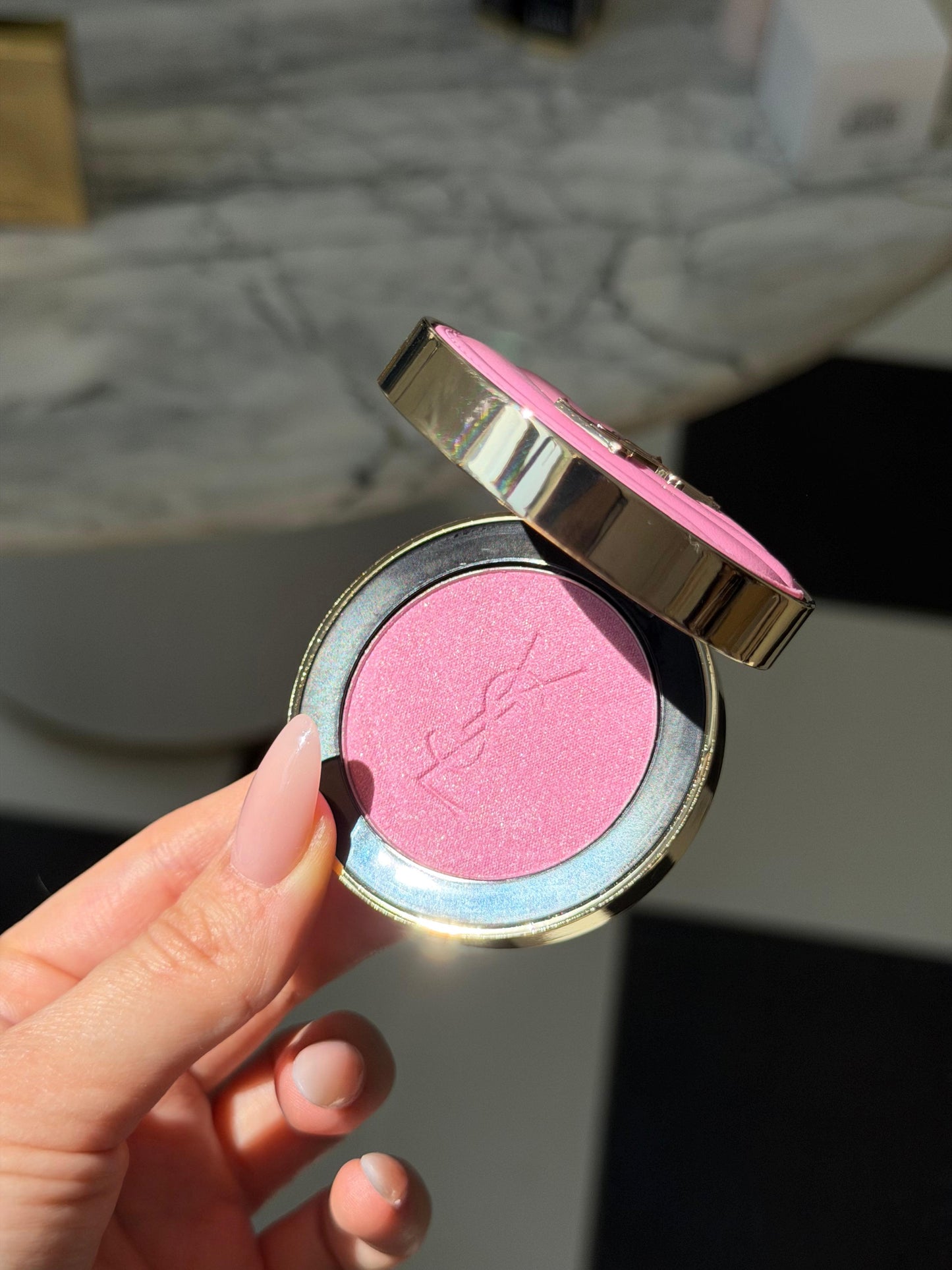YSL Make Me Blush - Bold Blurring Blush (10)