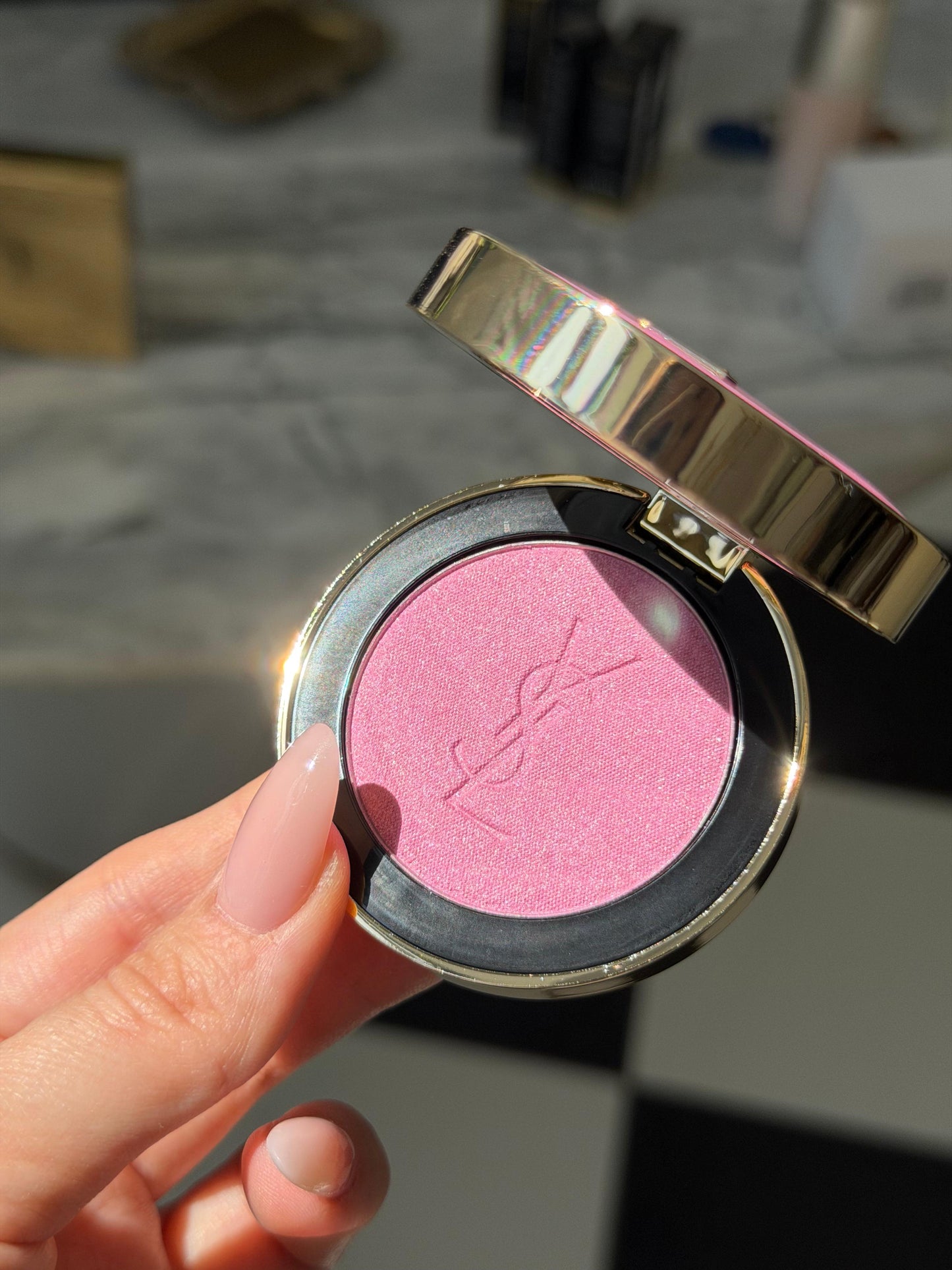 YSL Make Me Blush - Bold Blurring Blush (10)