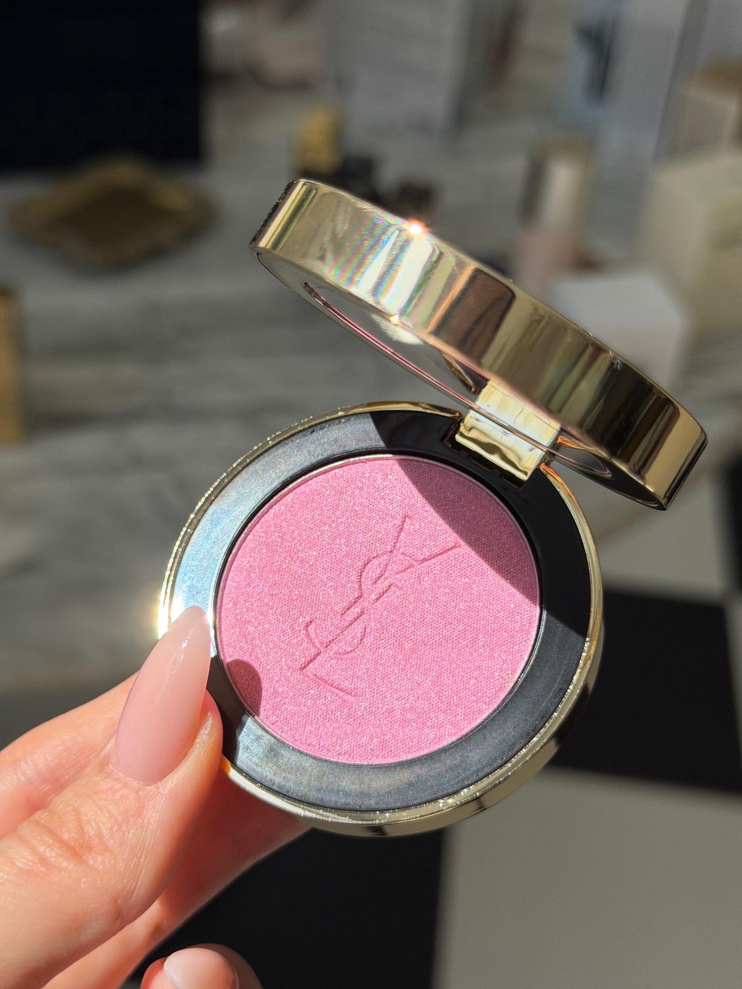 YSL Make Me Blush - Bold Blurring Blush (10)