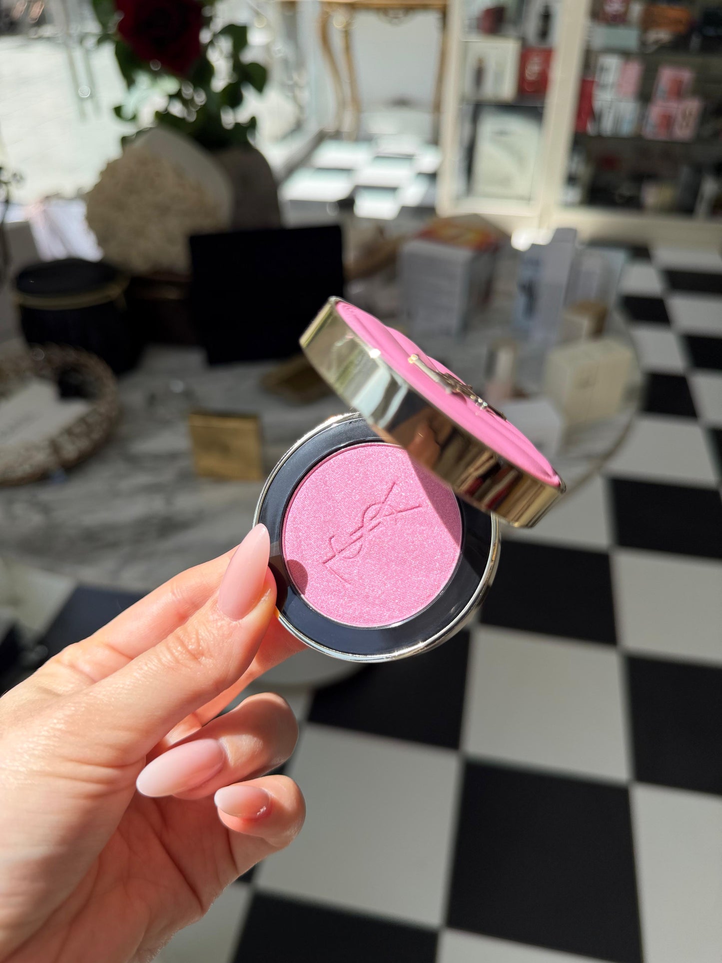 YSL Make Me Blush - Bold Blurring Blush (10)