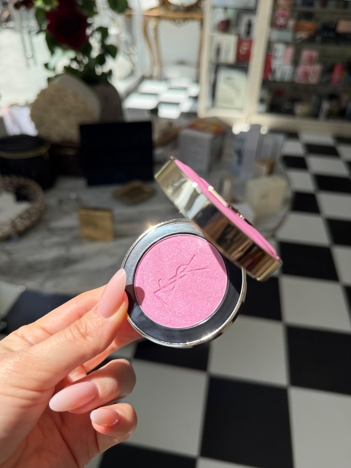 YSL Make Me Blush - Bold Blurring Blush (10)