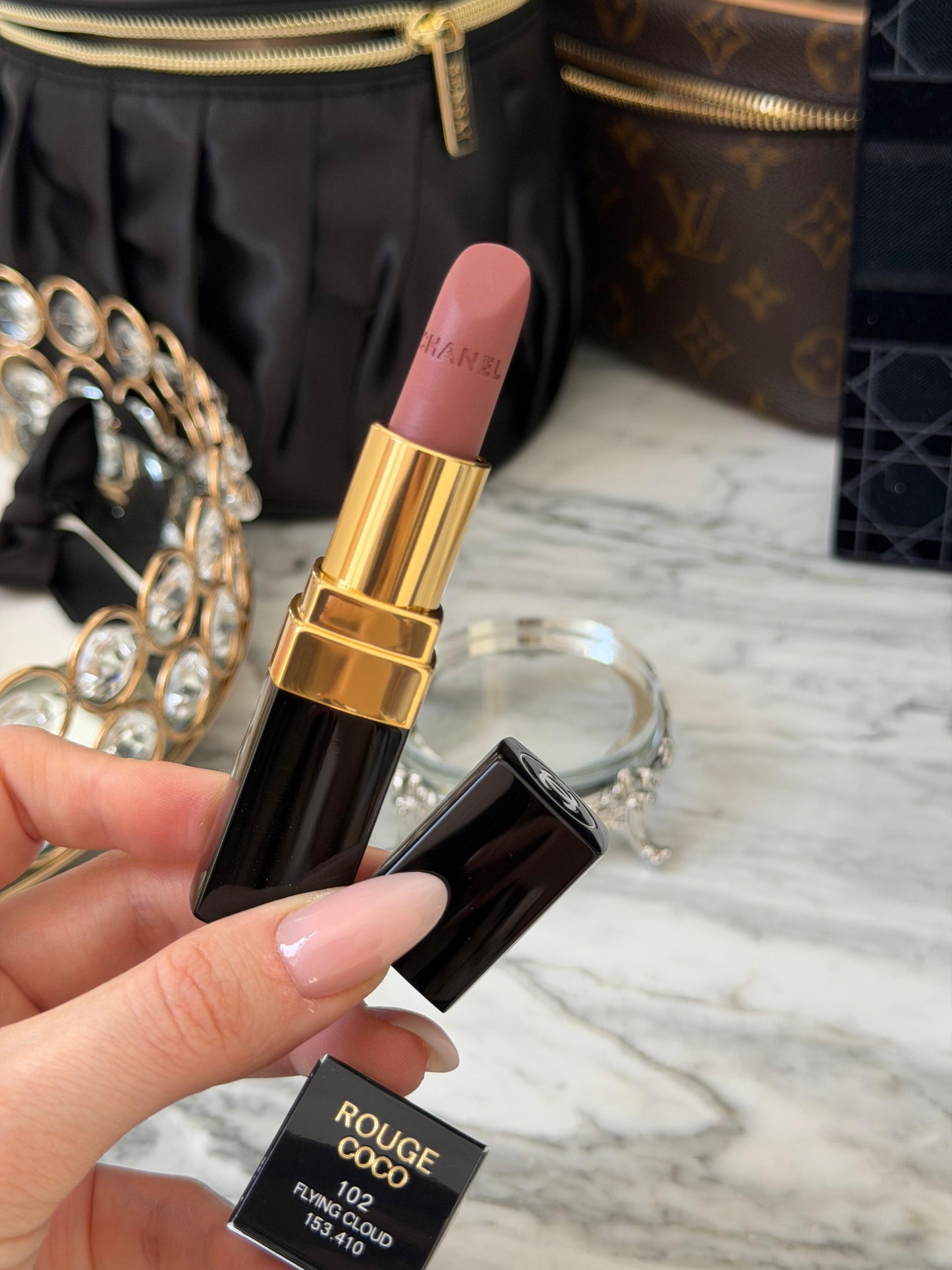 CHANEL Rouge Coco (102)
Ultra Hydrating Lipstick