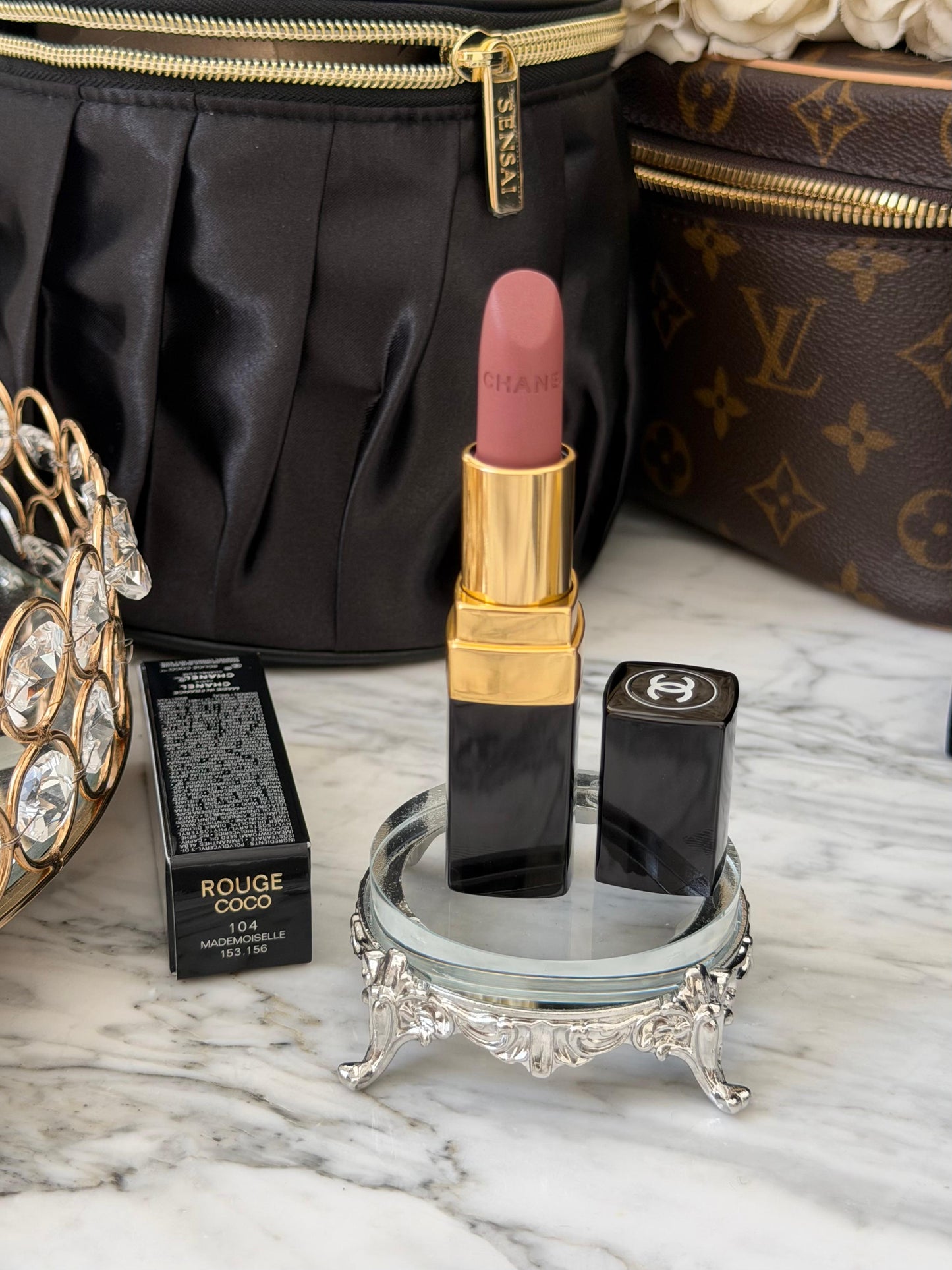 CHANEL Rouge Coco (104)
Ultra Hydrating Lipstick