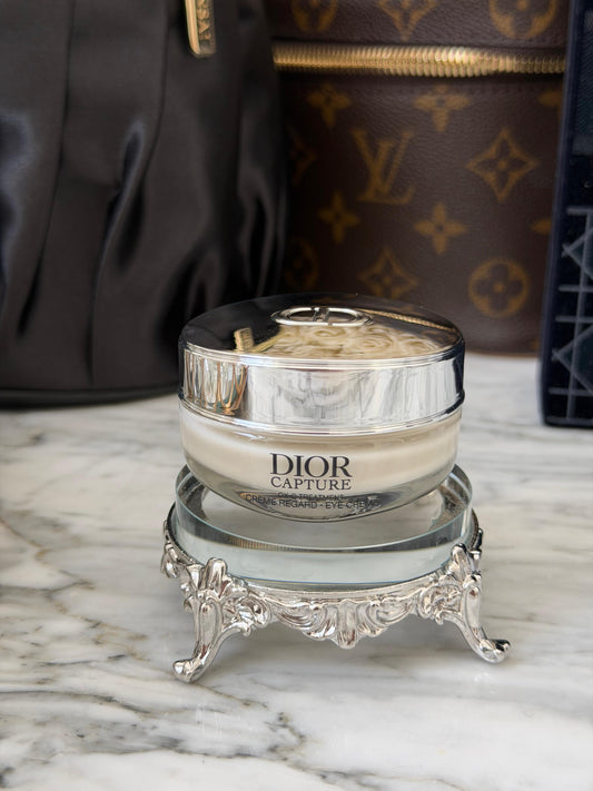 DIOR Capture Eye Creme OX-C Treatment Creme
Age-Defying Correction - Wrinkles, Firmness, Dark Circles and Puffiness