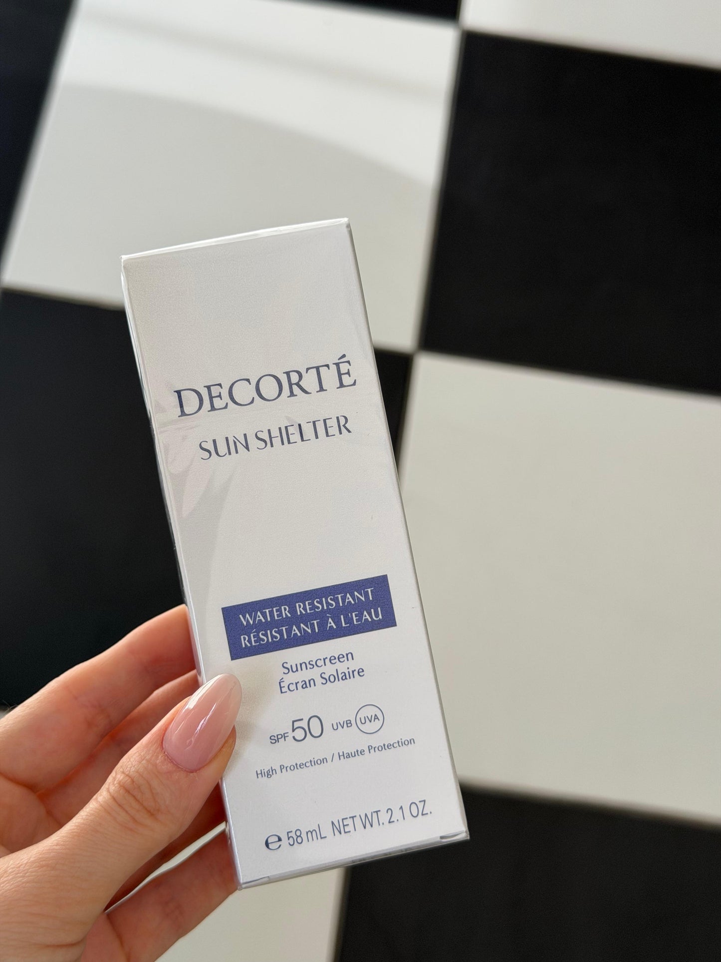 DECORTÉ Sun Shelter SPF50+ UVB
Multi Protection Water Resistant