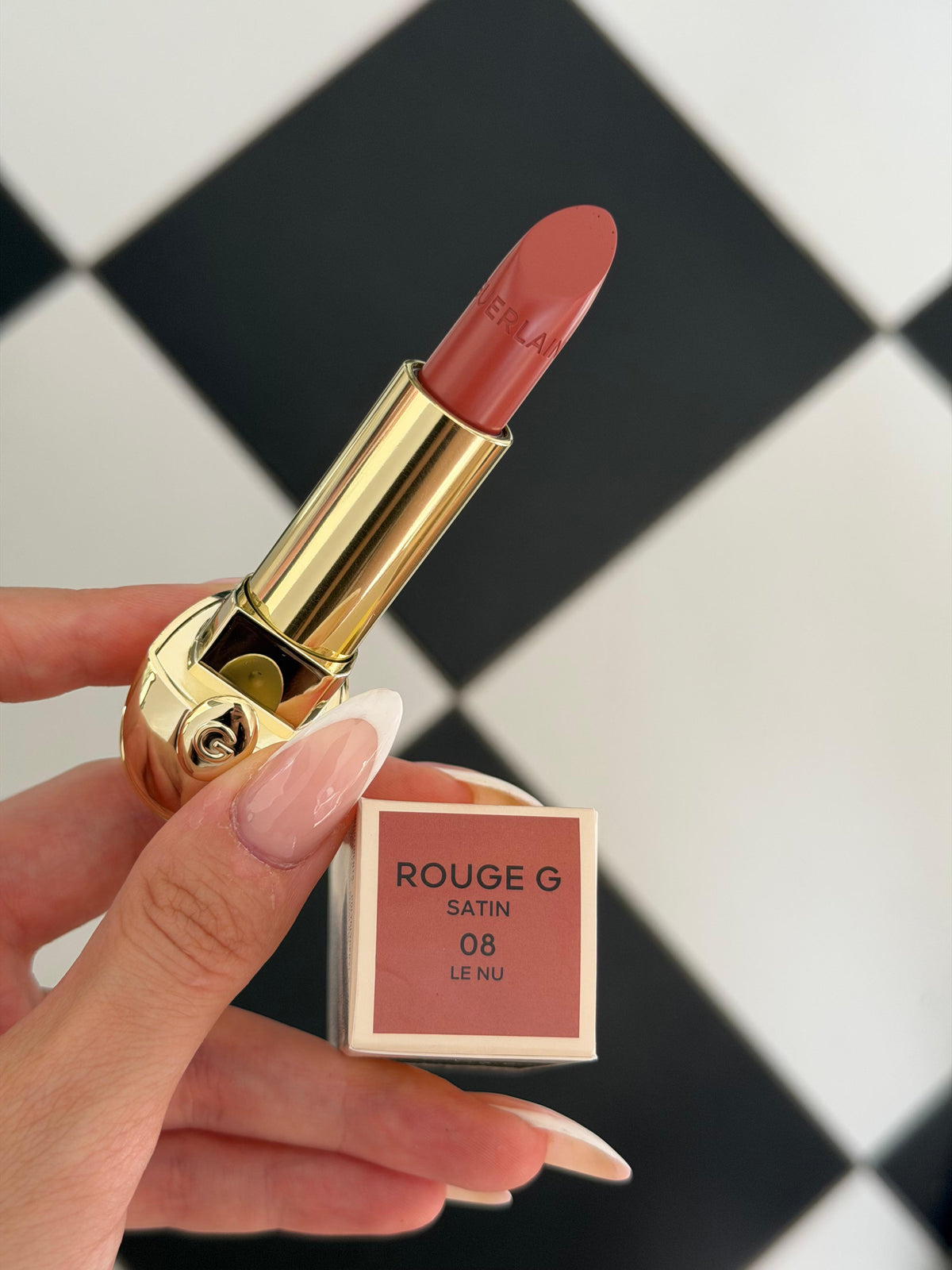 GUERLAIN Rouge G Satin
Lipstick (08)