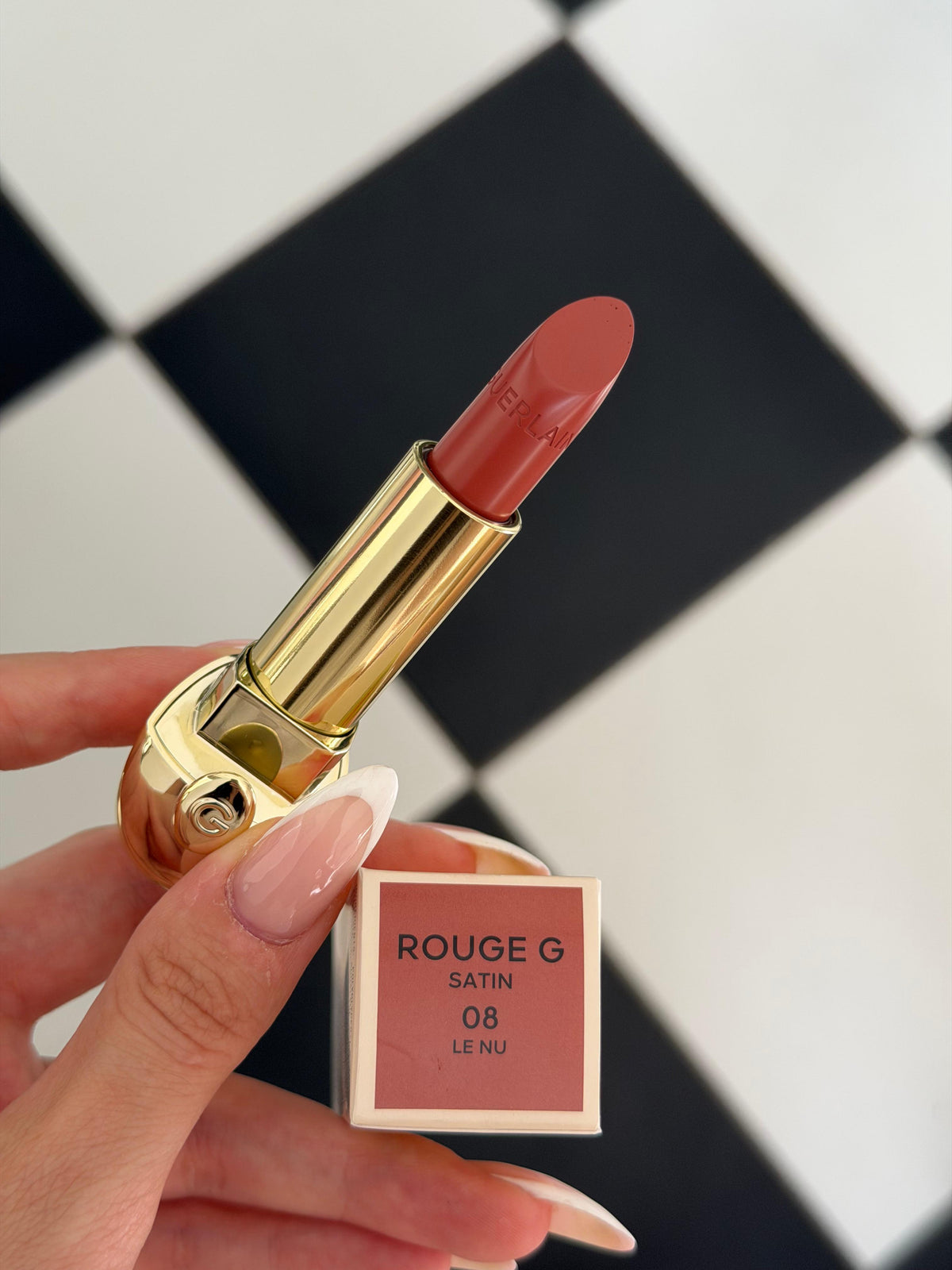 GUERLAIN Rouge G Satin
Lipstick (08)