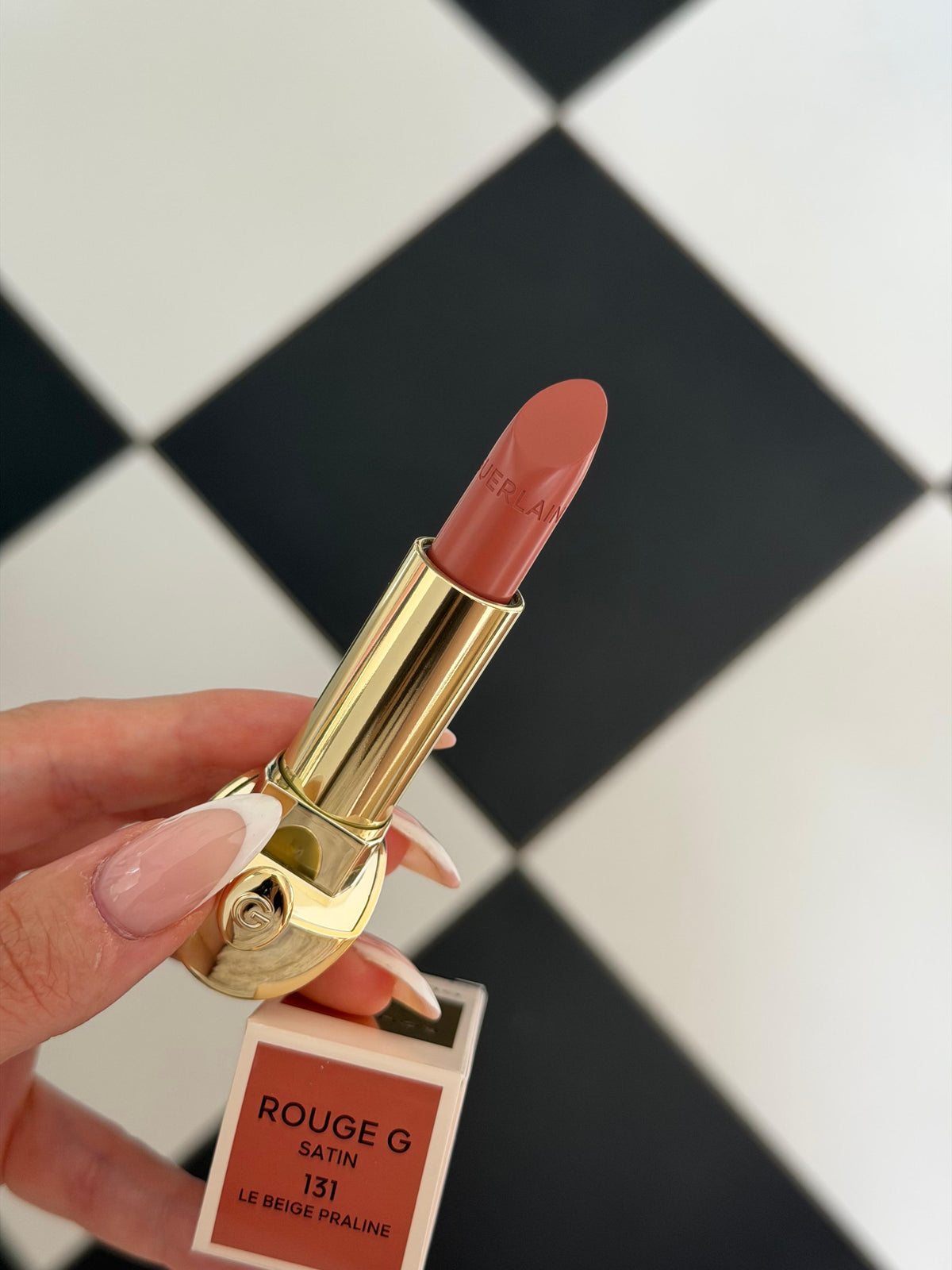GUERLAIN Rouge G Satin
Lipstick (131)