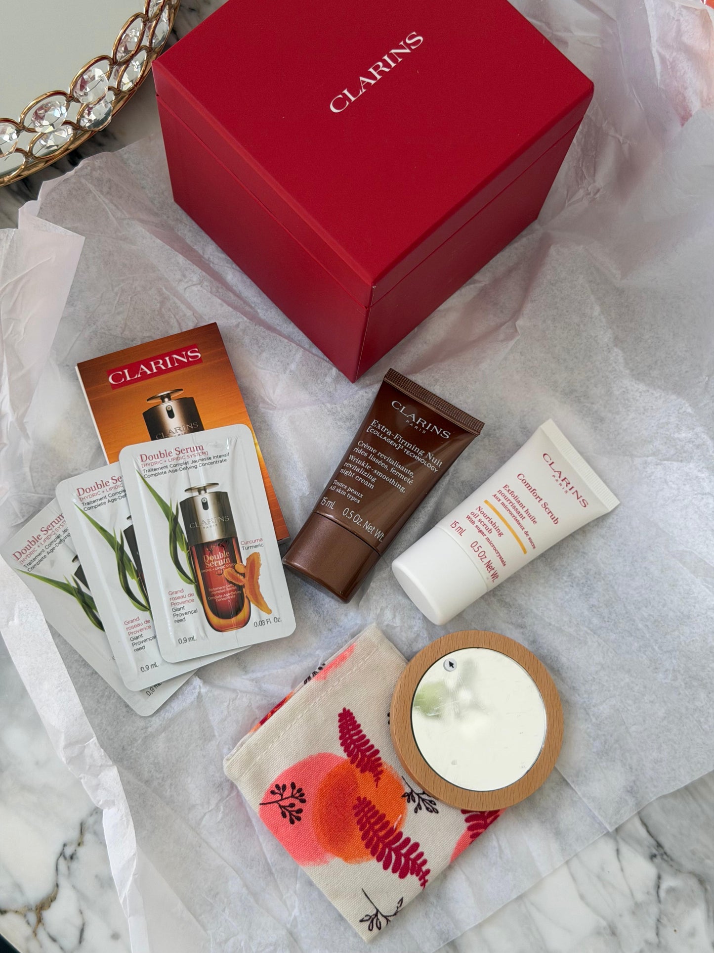 CLARINS Ready To Glow Beauty Box Skincare & Makeup Set