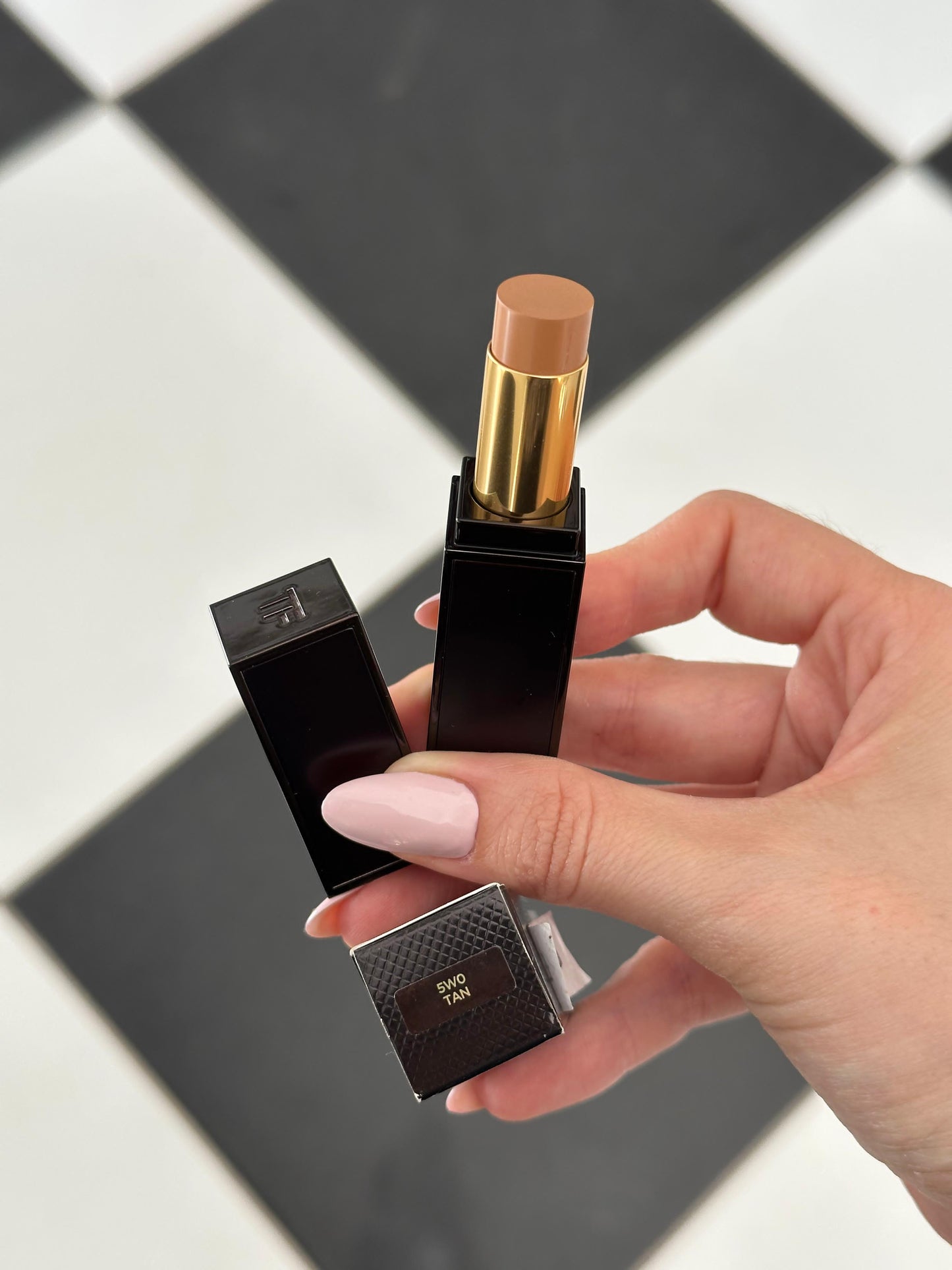 TOM FORD Traceless Soft Matte Concealer