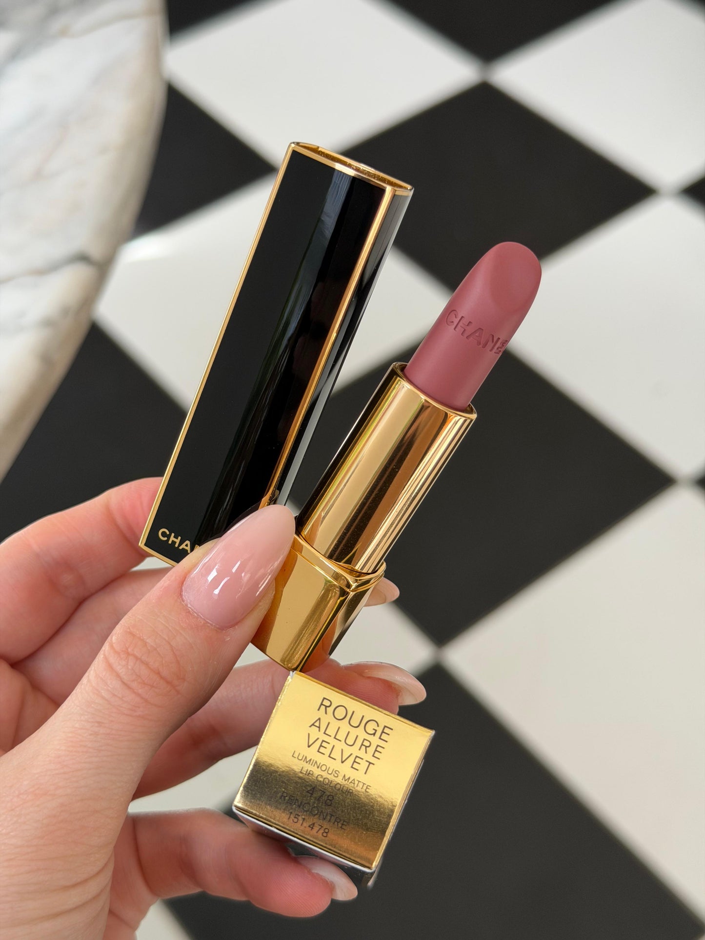 CHANEL Rouge Allure Velvet (478)
Luminous Matte Lipstick