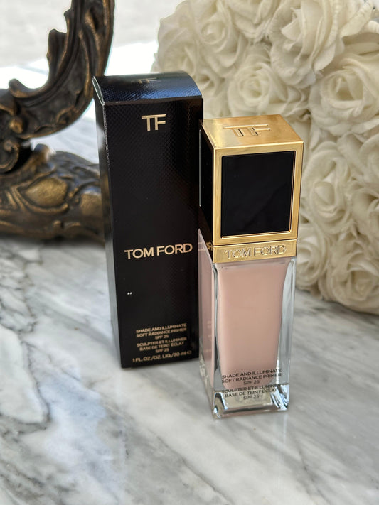 TOM FORD Shade And Illuminate Soft Radiance Primer Broad Spectrum SPF25