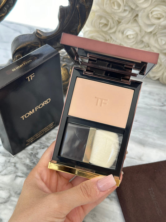 TOM FORD Translucent Finishing Powder