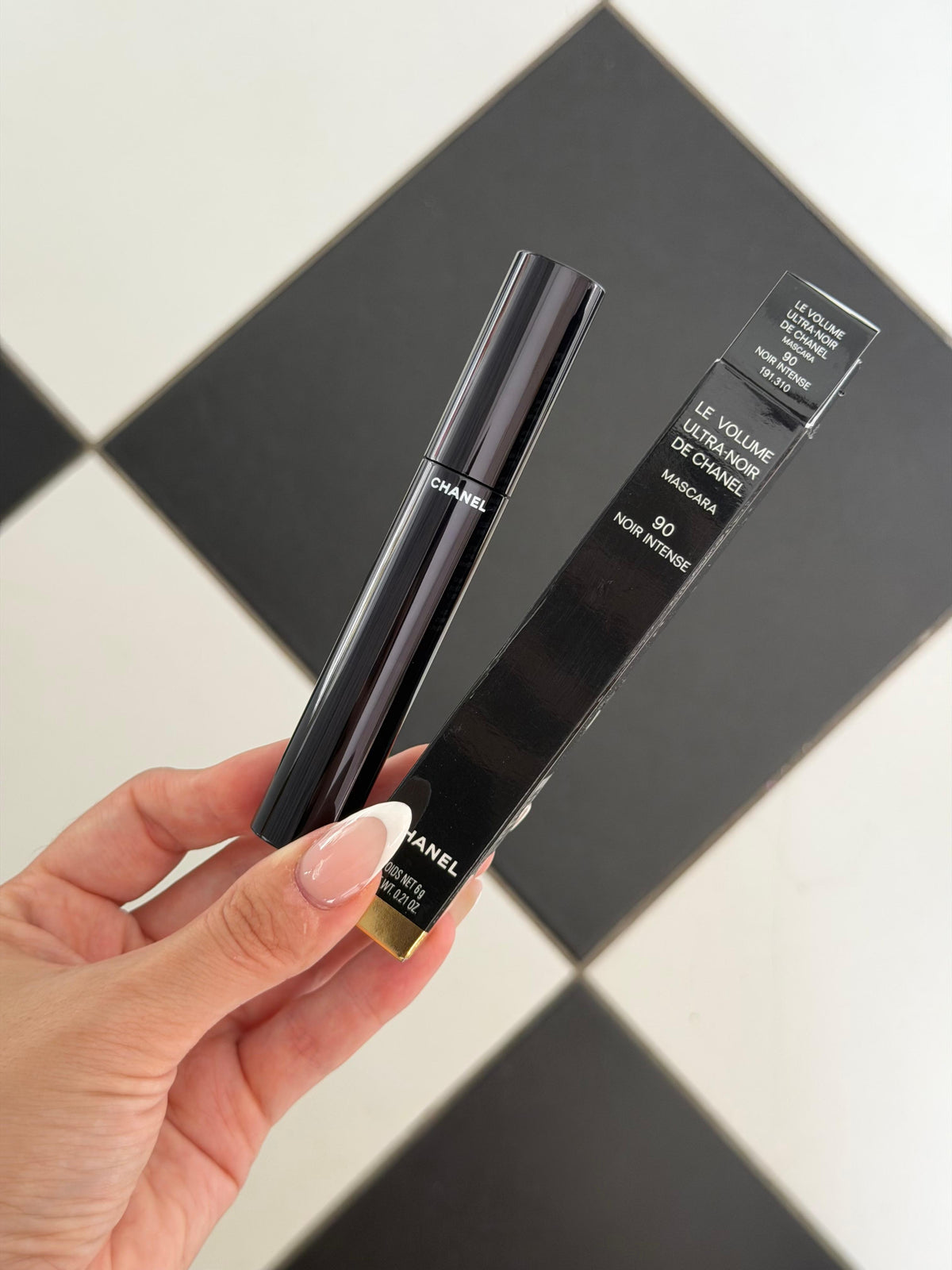 CHANEL Le Volume Ultra-Noir De Chanel Volumising Mascara - Noir Intense