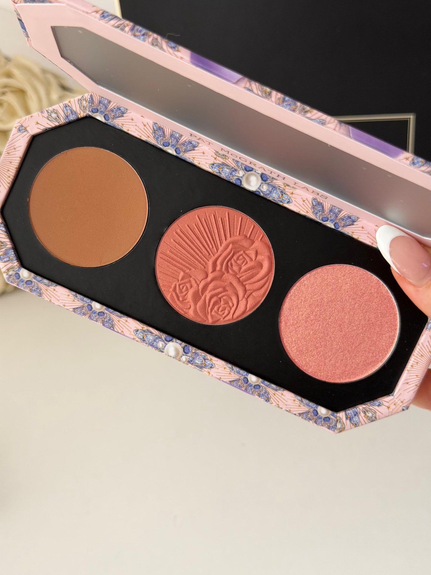 PAT McGRATH LABS Divine Blush + Bronze + Glow Trio Face Palette - Nirvana In Bloom