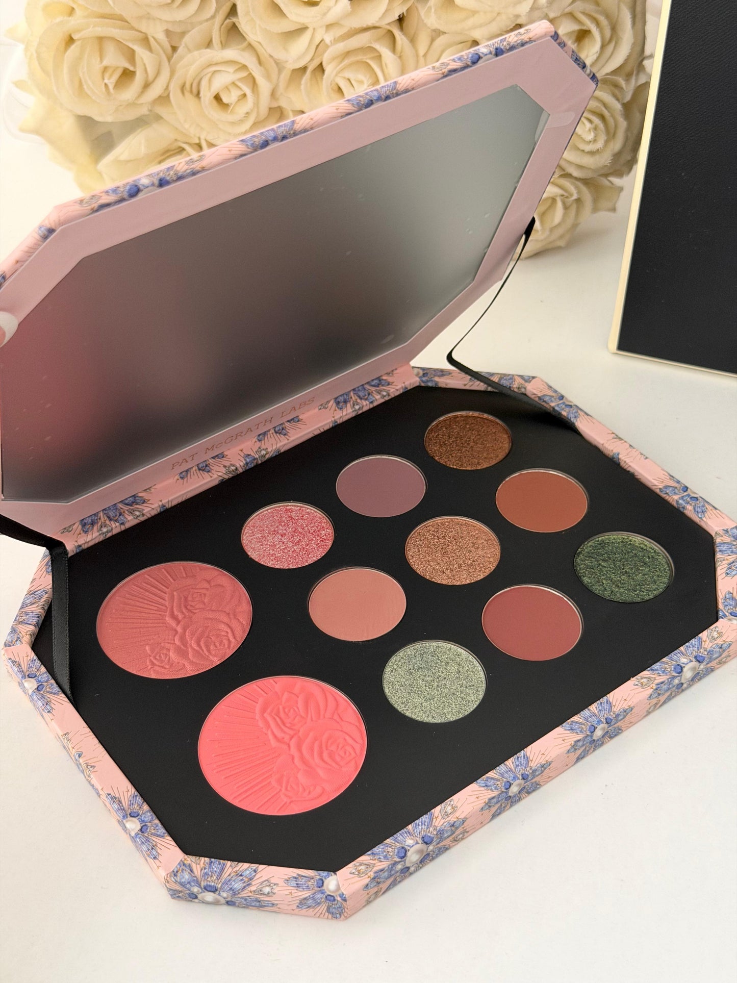 PAT McGRATH LABS Bijoux Brilliance Blush And Eye Shadow Palette - Starstruck Splendour