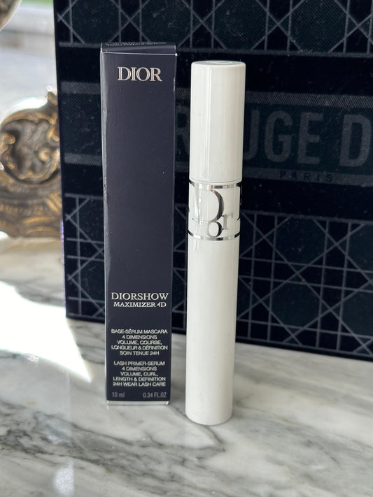 DIOR Diorshow Maximizer 4D
Lash Primer-Serum - Volume, Length, Curl and Definition - 24h Wear
