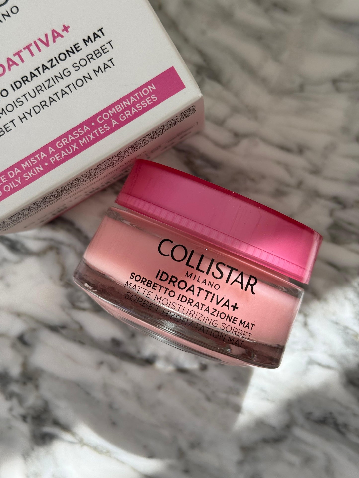 COLLISTAR Idroattiva+ Matte Moisturizing Sorbet
Ideal For Combination To Oily Skin