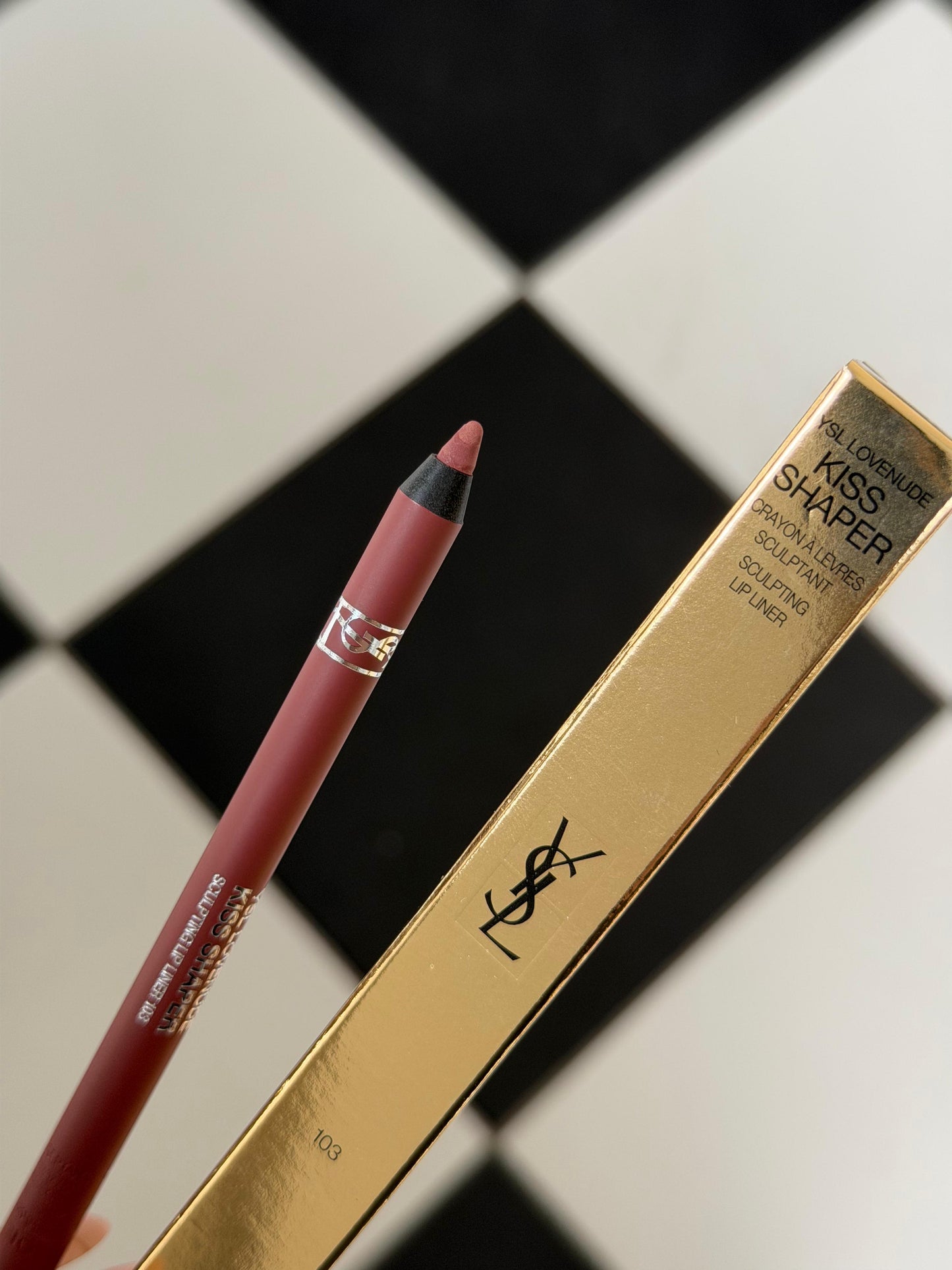 YSL
Kiss Shaper Long-Lasting Sculpting Lip Liner (103)