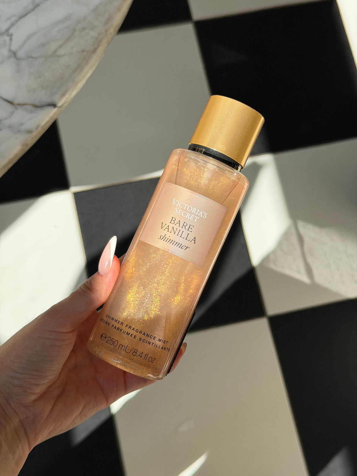 VICTORIA’S SECRET
Bare Vanilla Shimmer
Fragrance Mist