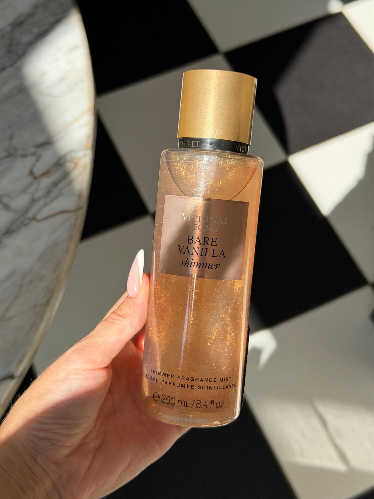 VICTORIA’S SECRET
Bare Vanilla Shimmer
Fragrance Mist