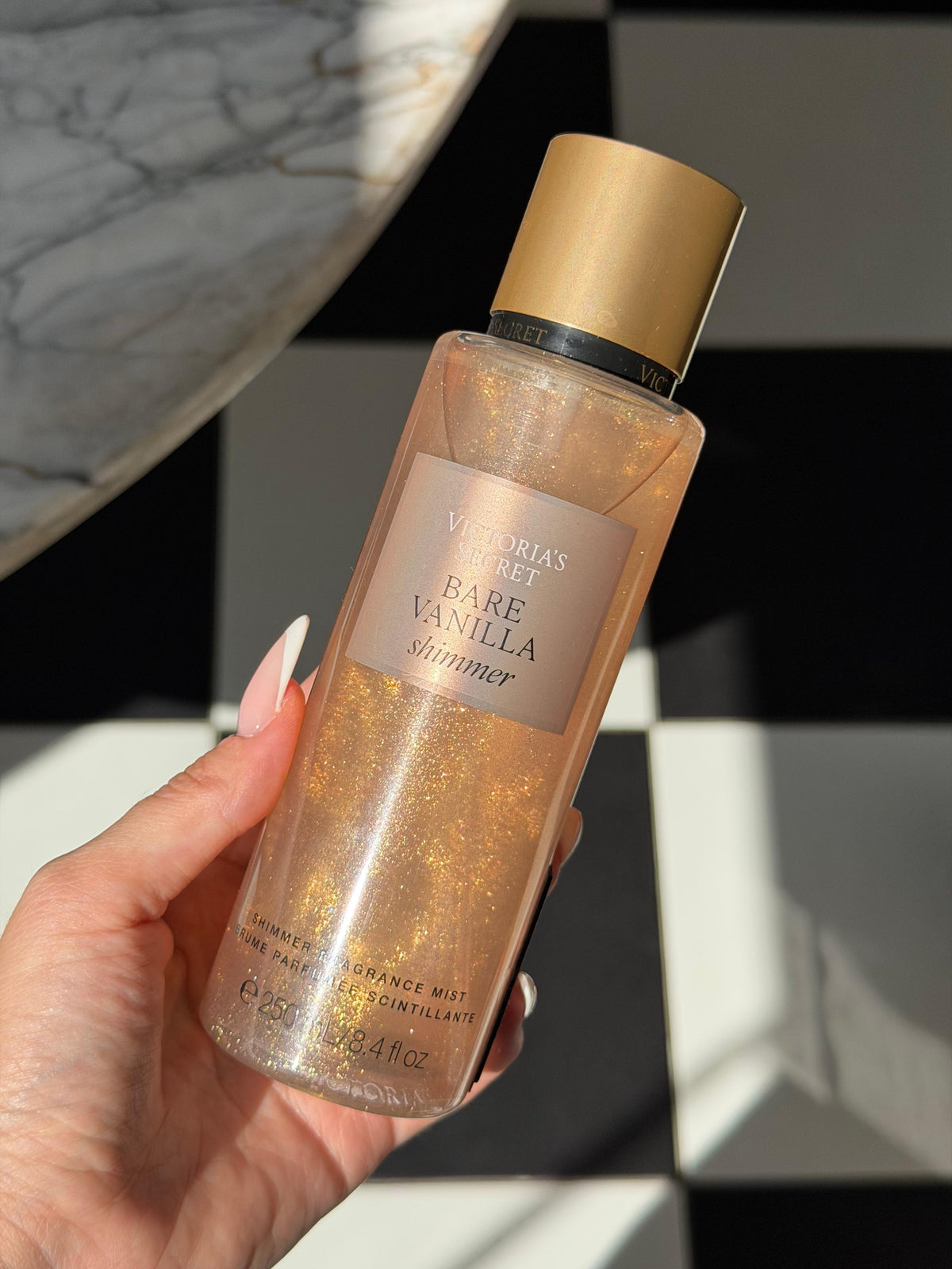 VICTORIA’S SECRET
Bare Vanilla Shimmer
Fragrance Mist