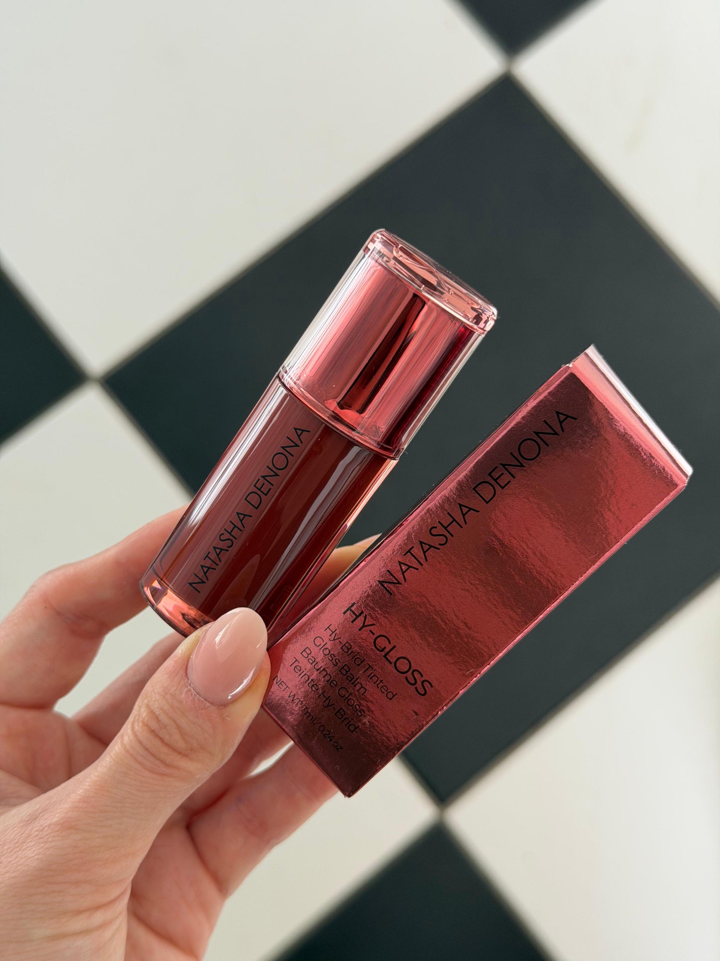 NATASHA DENONA Hy-Gloss
Hy-Brid Tinted Gloss Balm - Cherry Cola