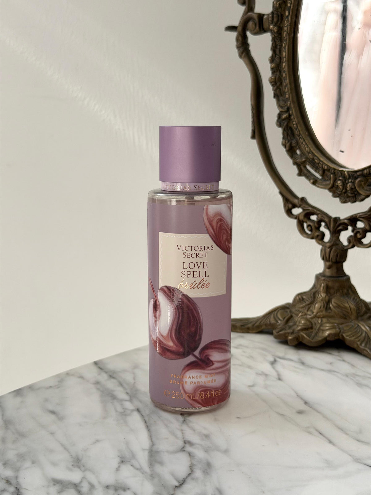 VICTORIA’S SECRET Love Spell Brûlée
Fragrance Mist