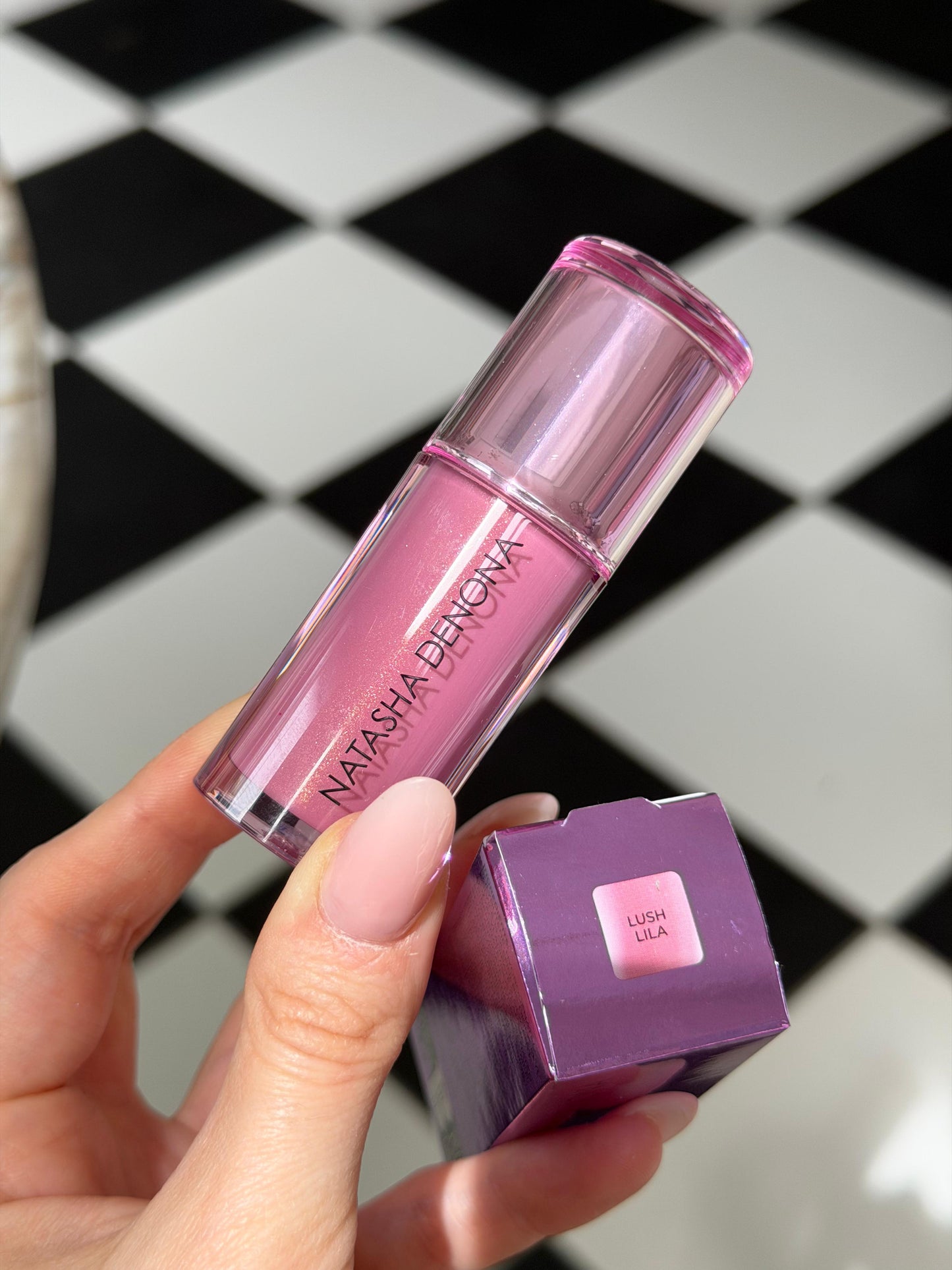 NATASHA DENONA Hy-Gloss
Hy-Brid Tinted Gloss Balm - Lush Lila