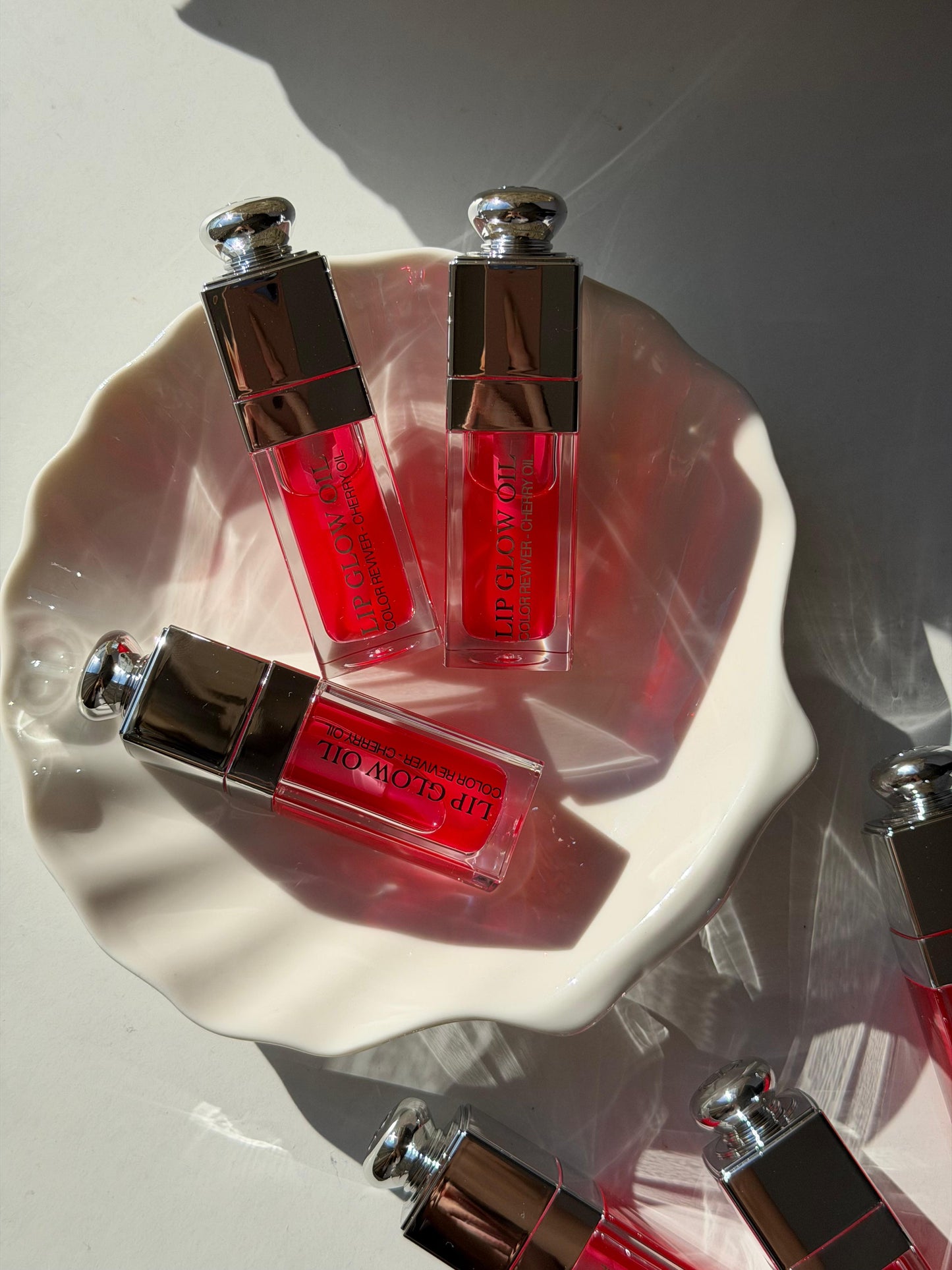 DIOR Addict Lip Glow Oil -
Nourishing Intense Gloss - Cherry