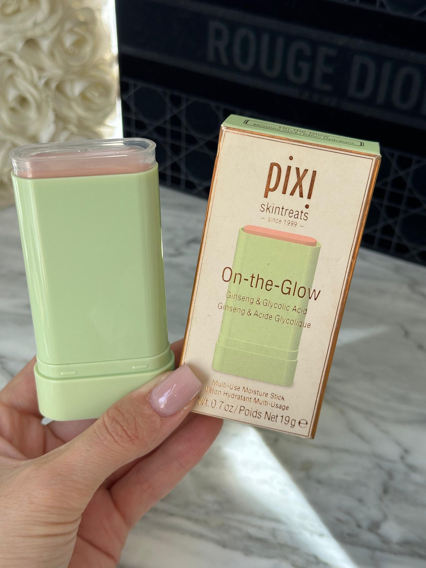 PIXI On-the-Glow
Multi-Use Moisture Stick
