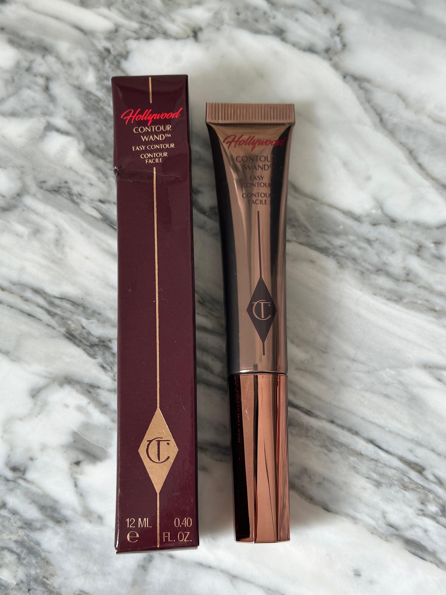 CHARLOTTE TILBURY Hollywood Contour Wand - Fair Medium
Liquid Formula For a Sculpted-Looking