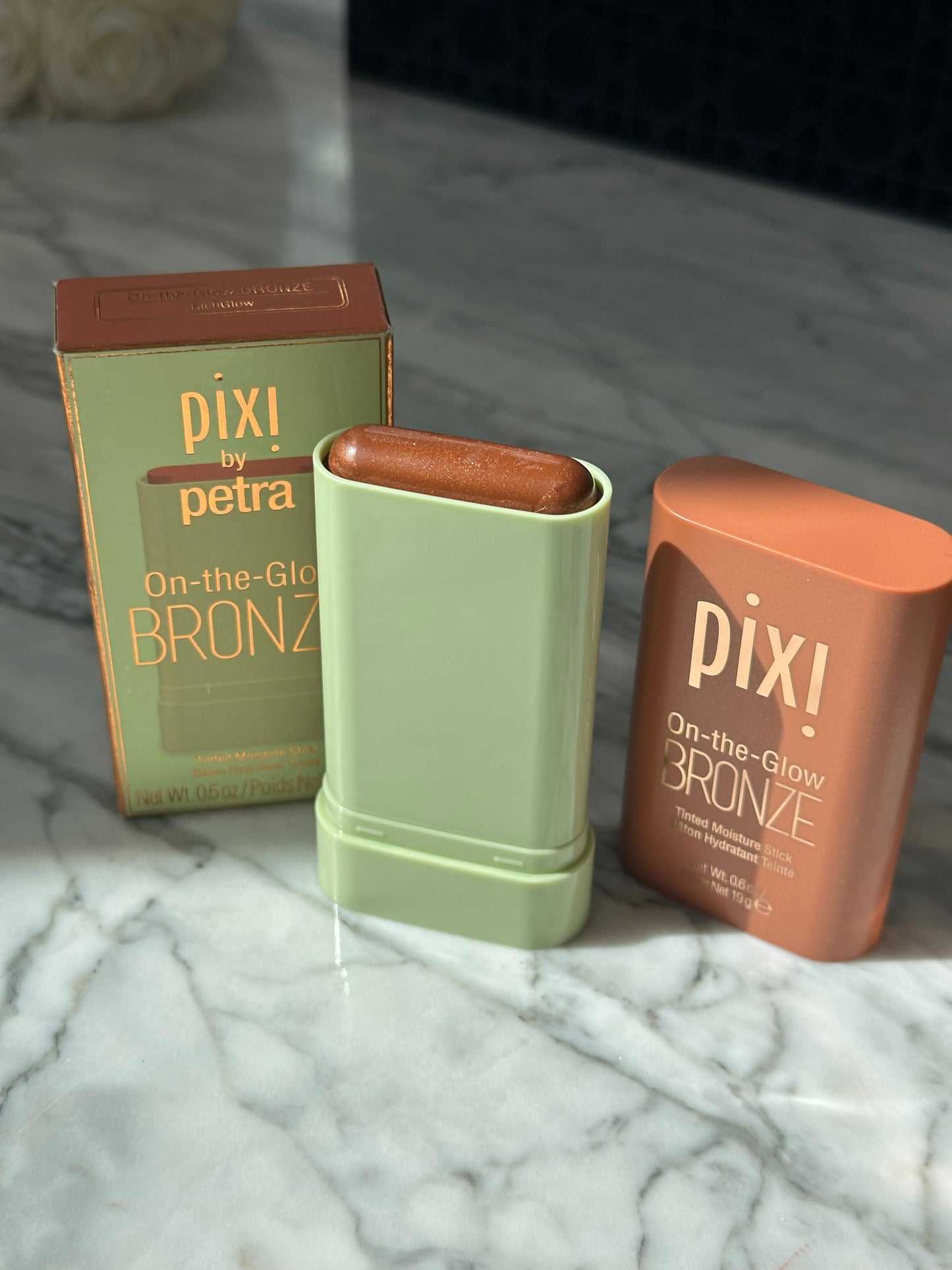 PIXI On-the-Glow Bronze
Tinted Moisture Stick - RichGlow